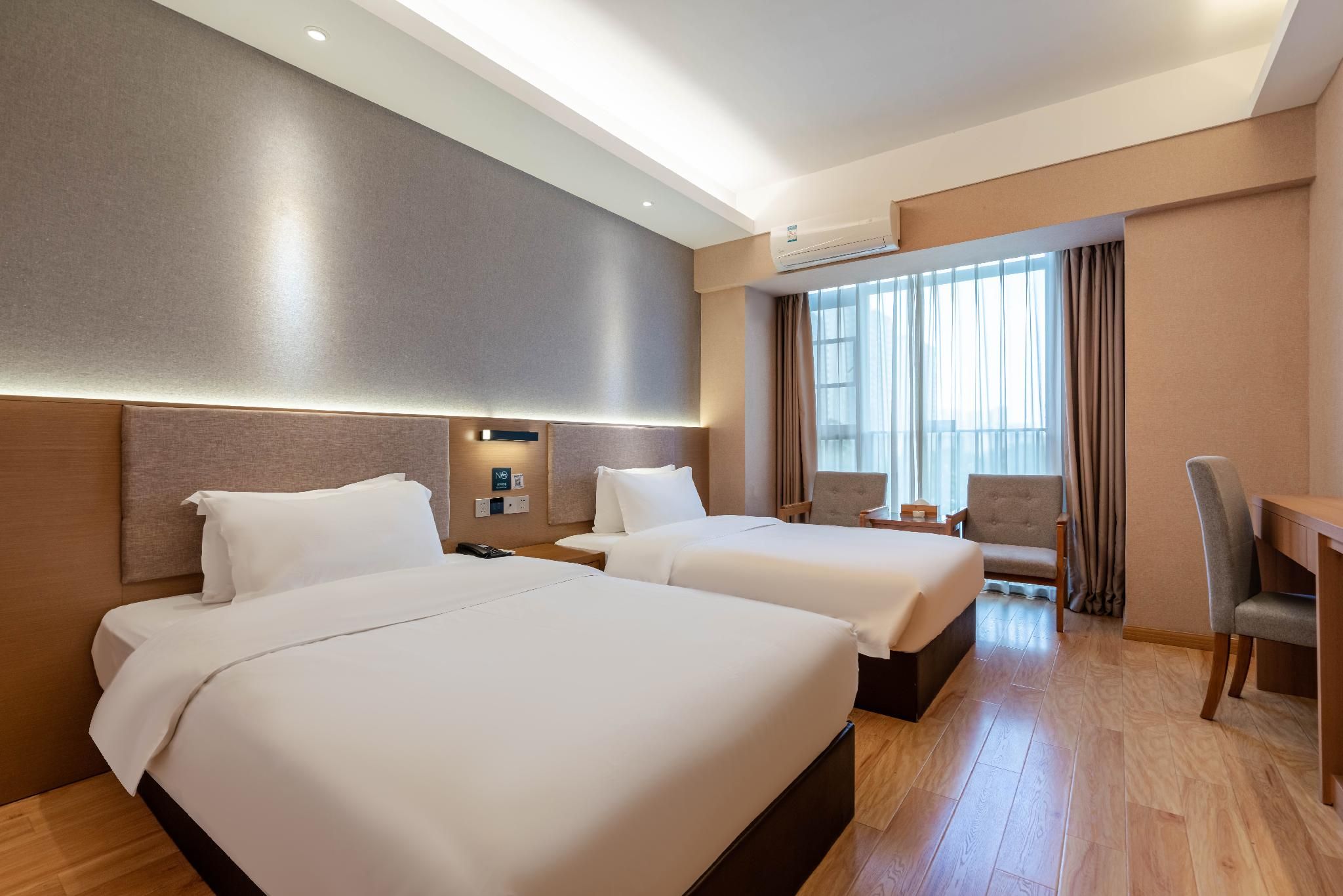 Select Twin Room