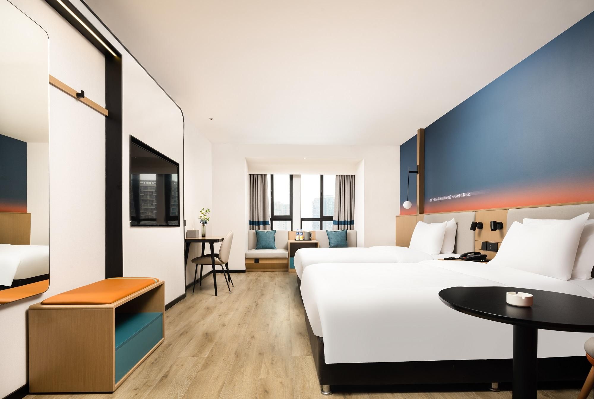 Business Twin Room with Scenic View