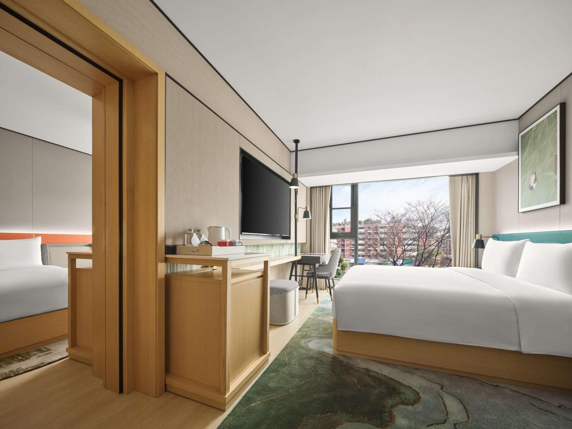 King Room - Mobility Accessible