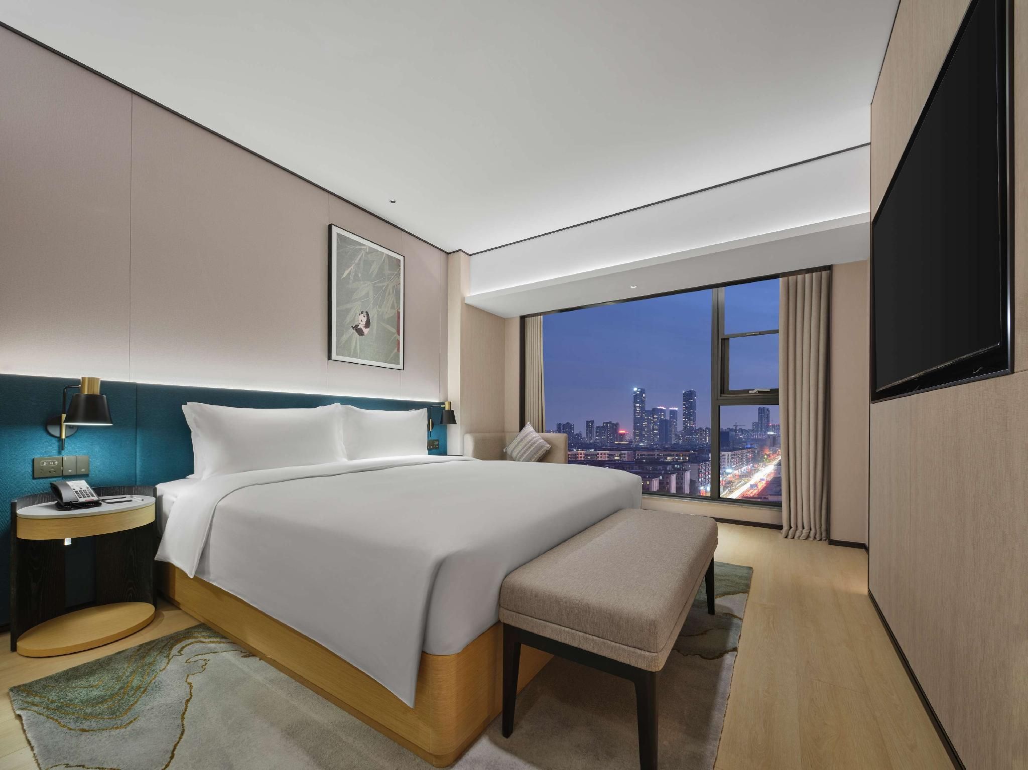 King Deluxe Suite