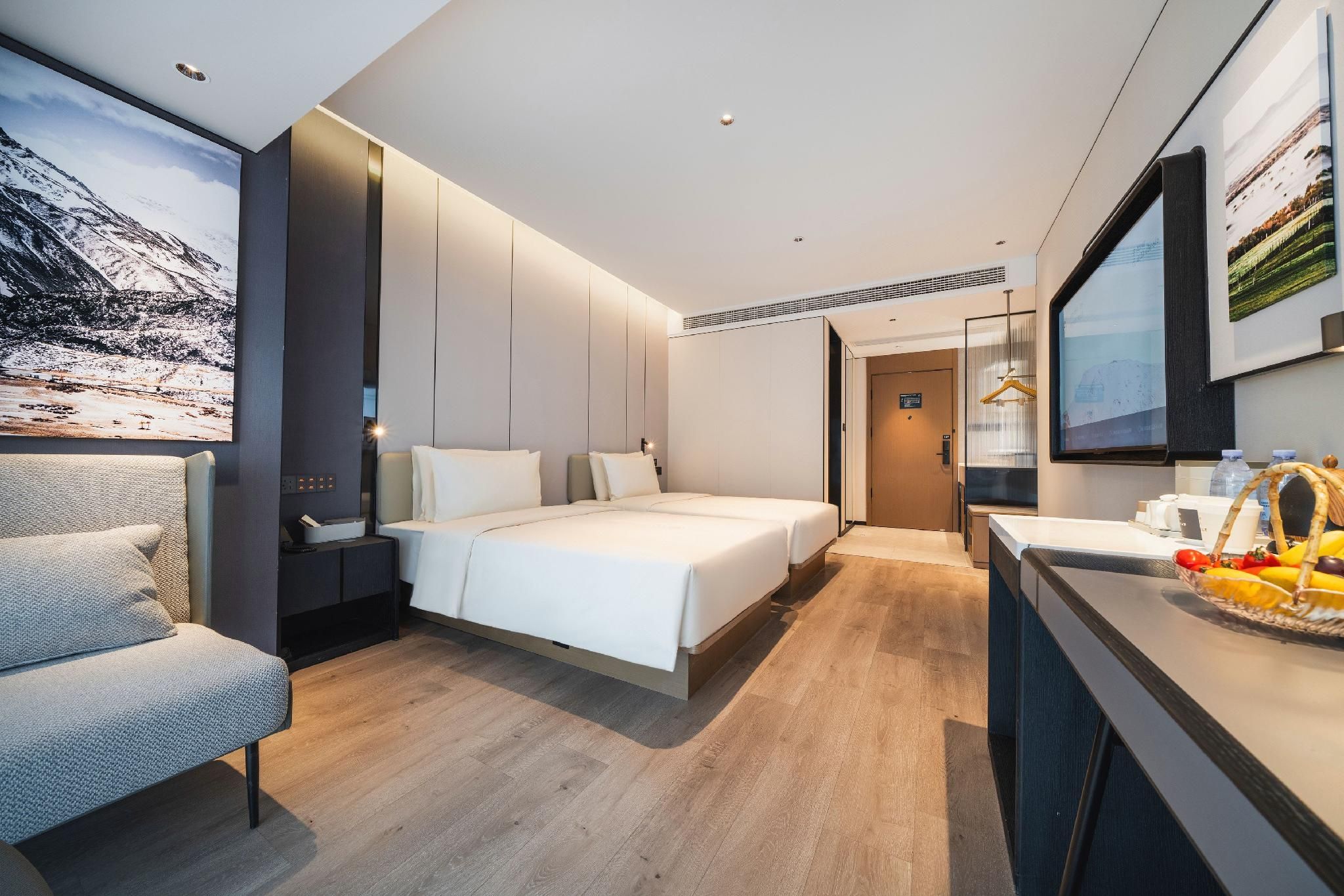 Elegant Twin Room