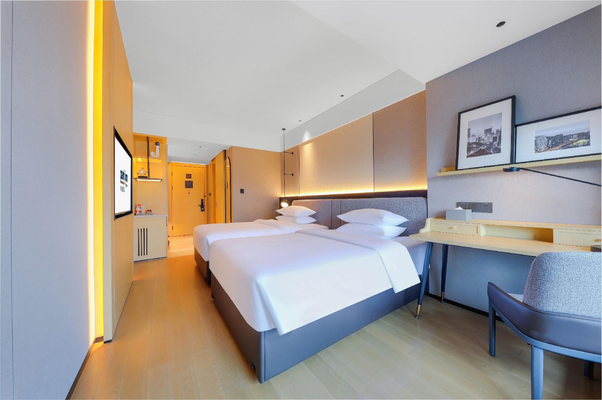 Landscape Twin Room
