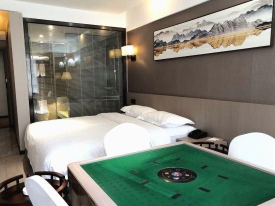 Executive room, Guest room, 1 Queen
