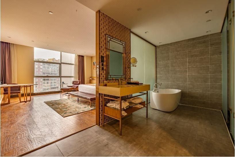 James Joyce - Feifan Delux Bed Room