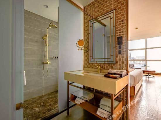 James Joyce - Feifan Bed Room