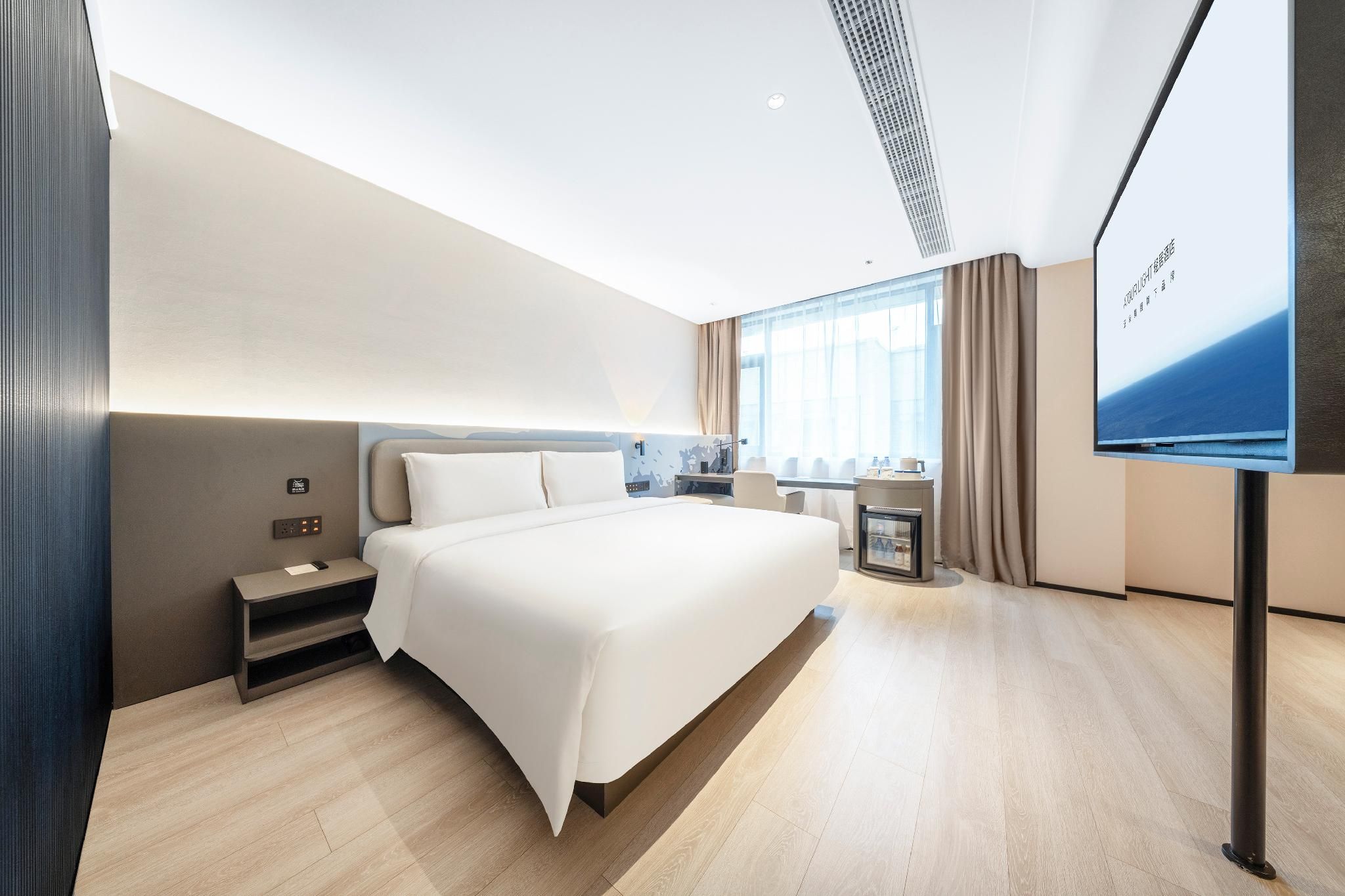 Select Suite