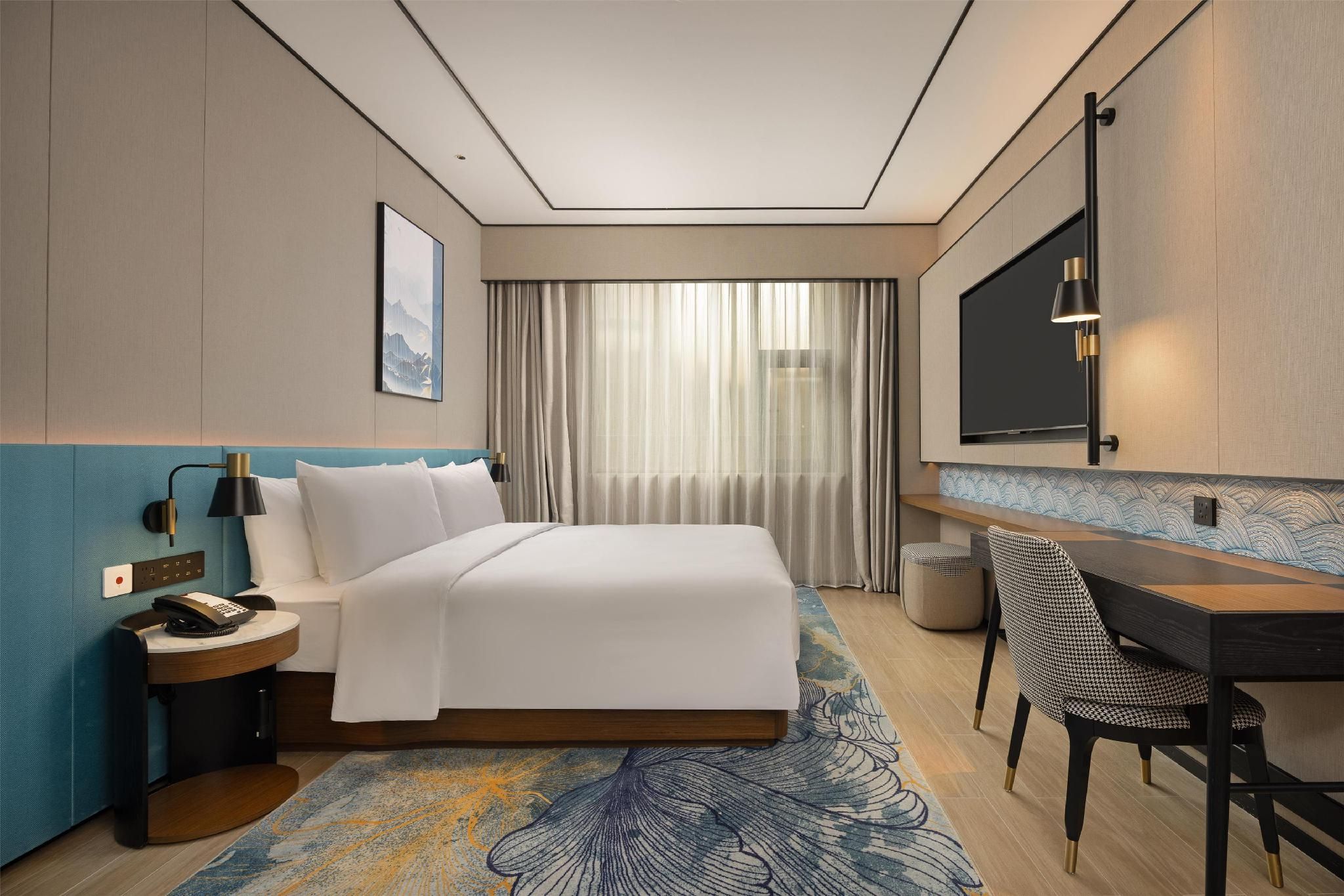 King Accessible Room