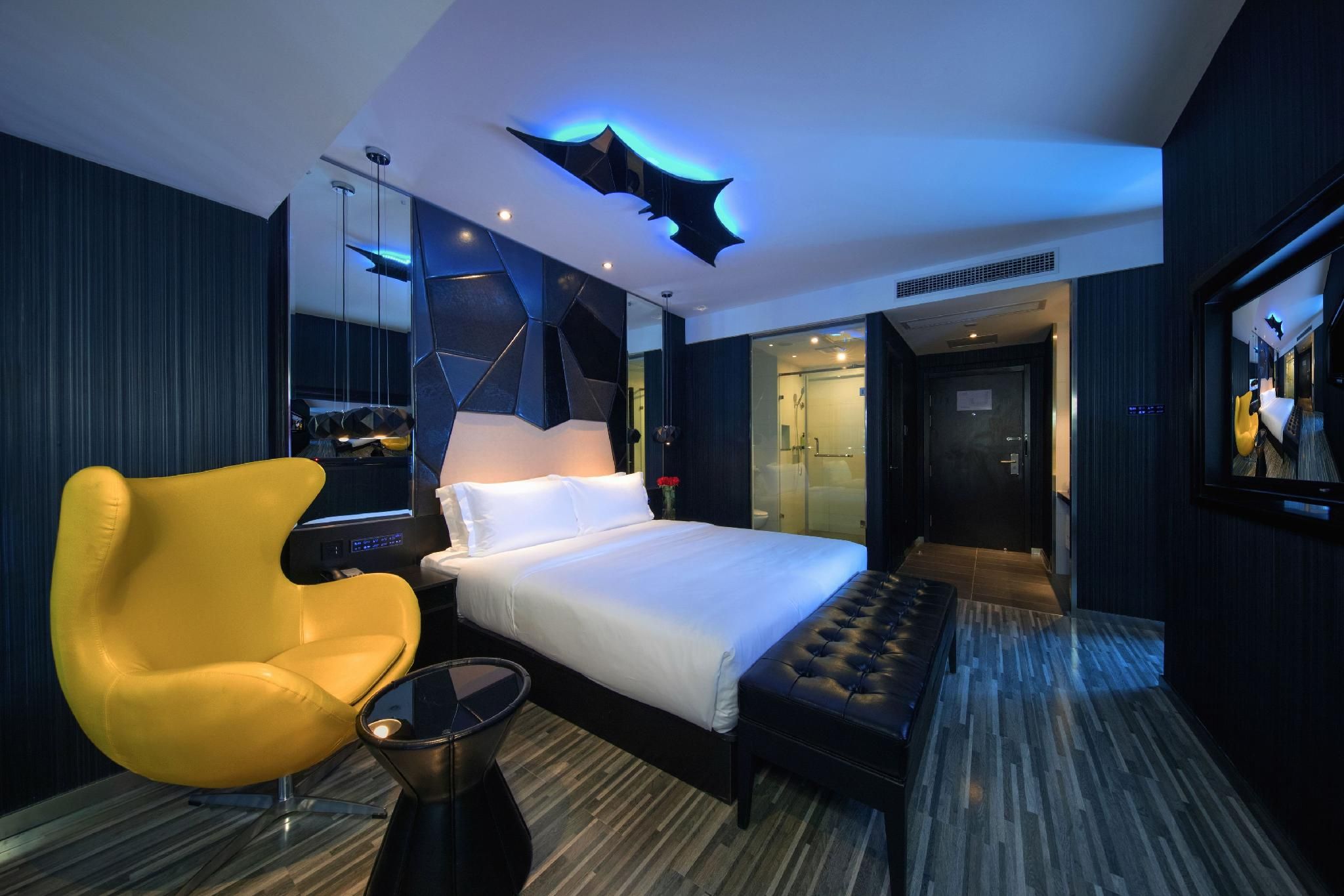 Select Suite