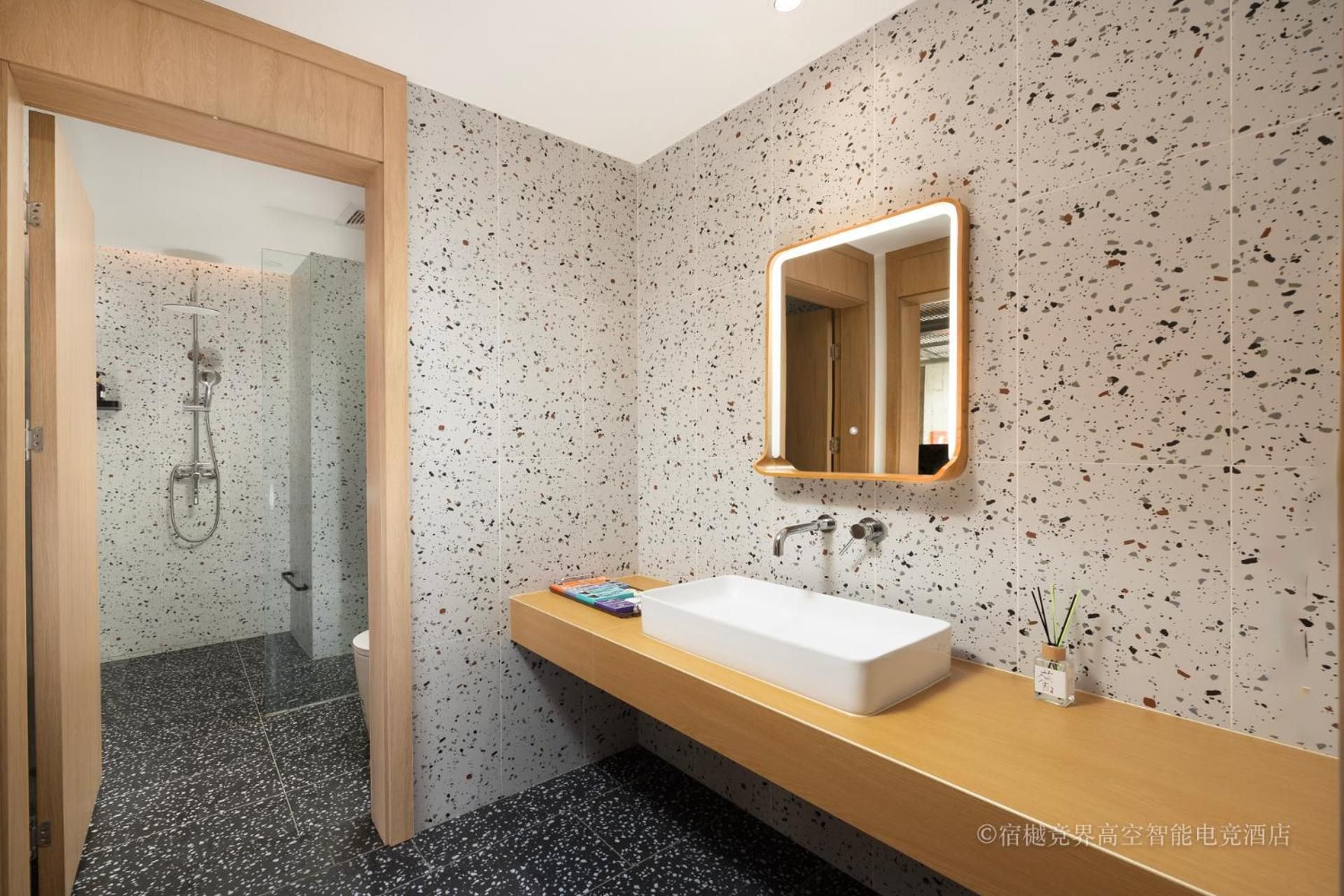 Deluxe Family Suite