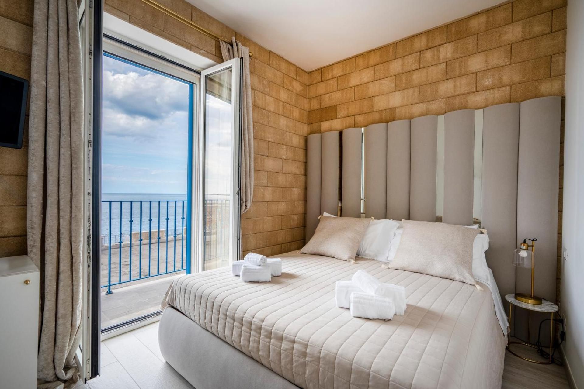 Quadruple Room with Sea View