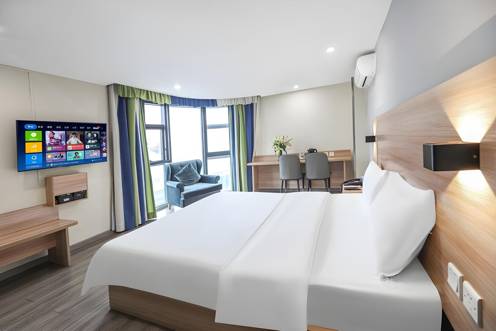 WH - Superior Bed Room