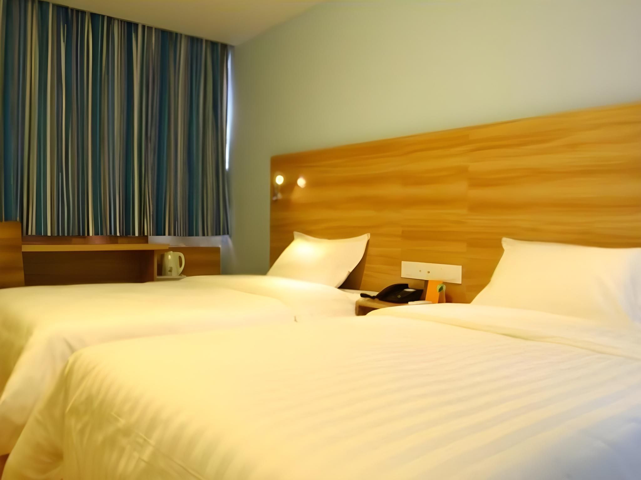 7 Days - Zizhu Twin Room