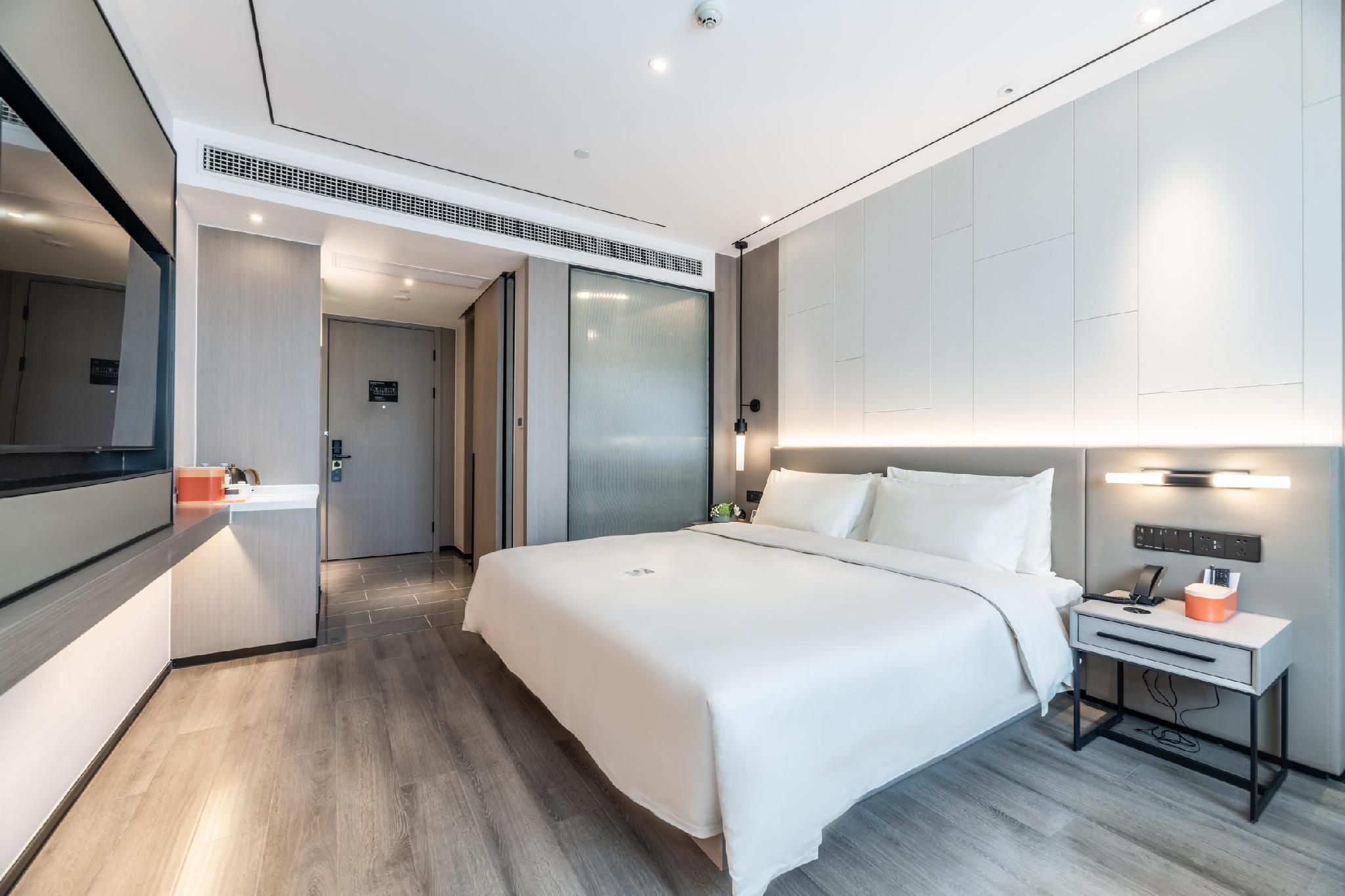 Executive room, Guest room, 1 Queen