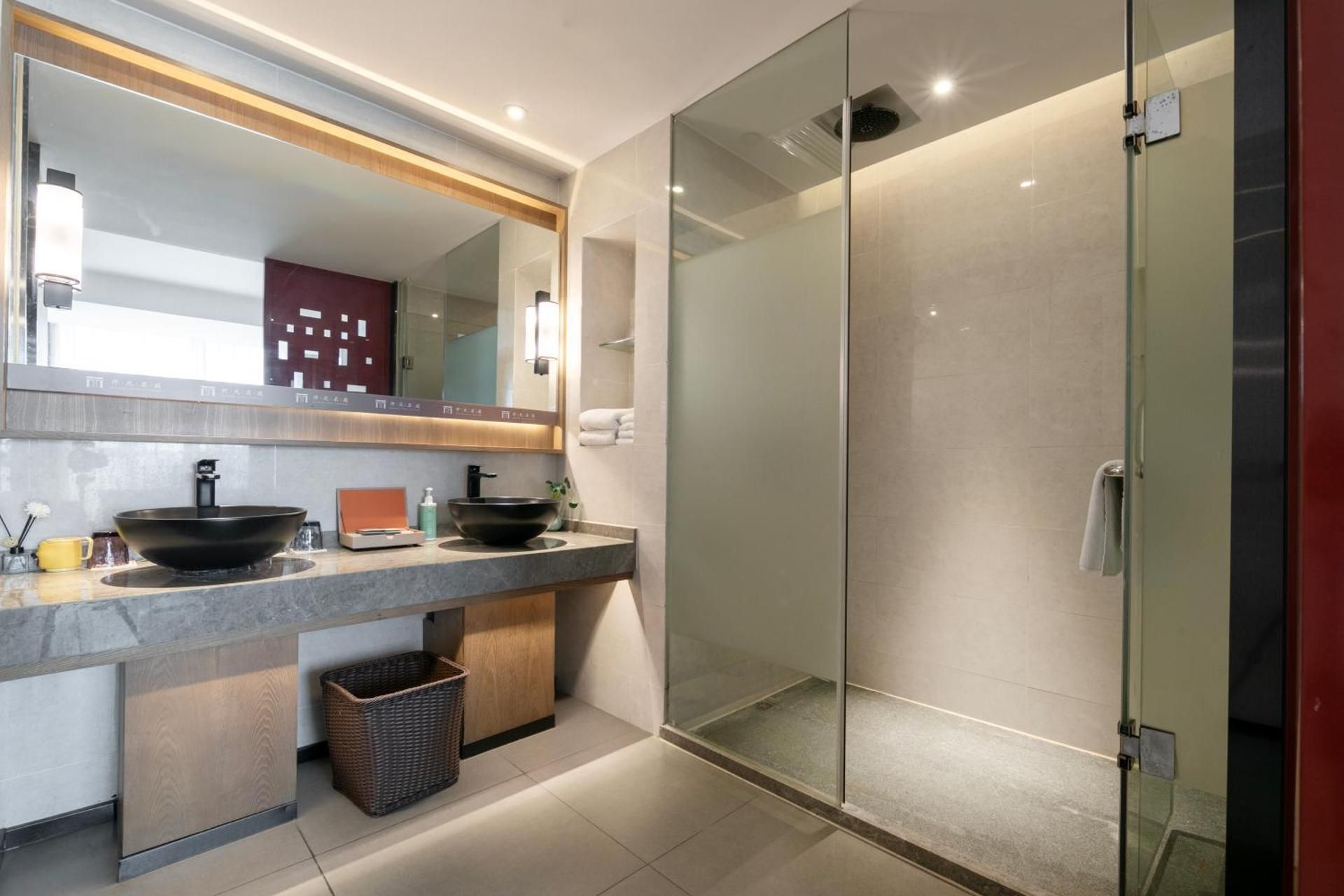Business Suite