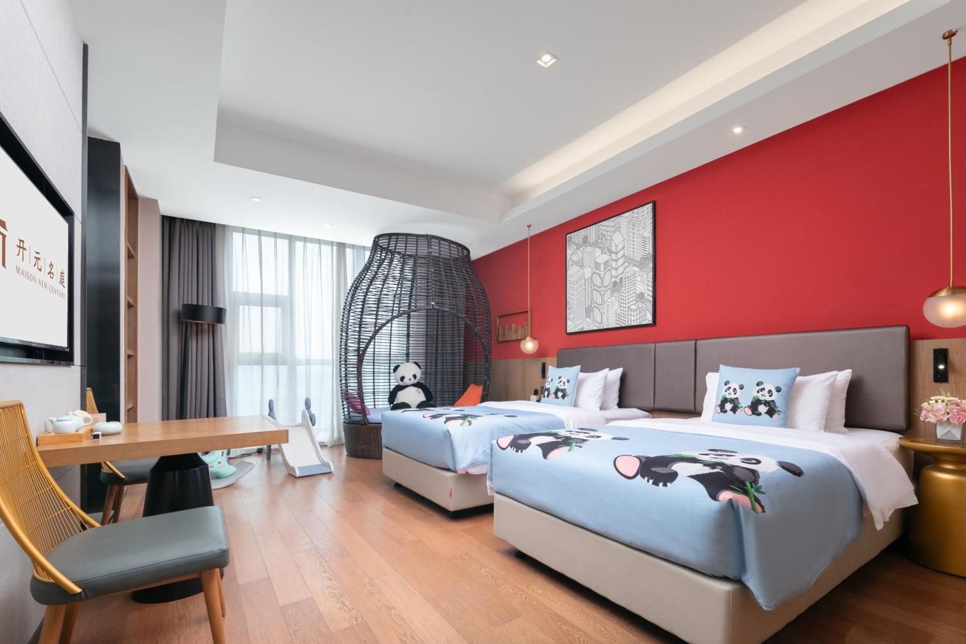 Parent-child suite