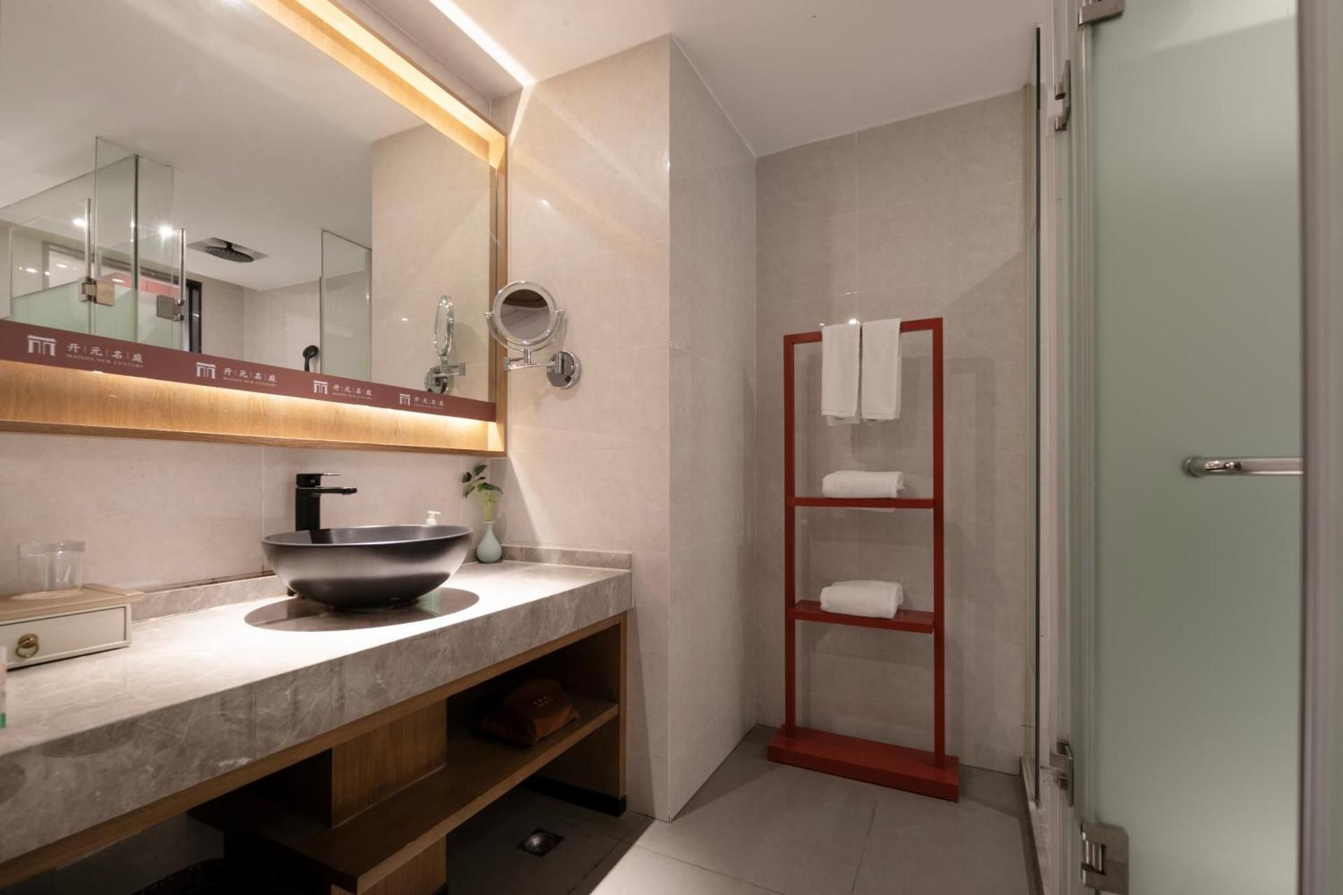 Family Twin Room