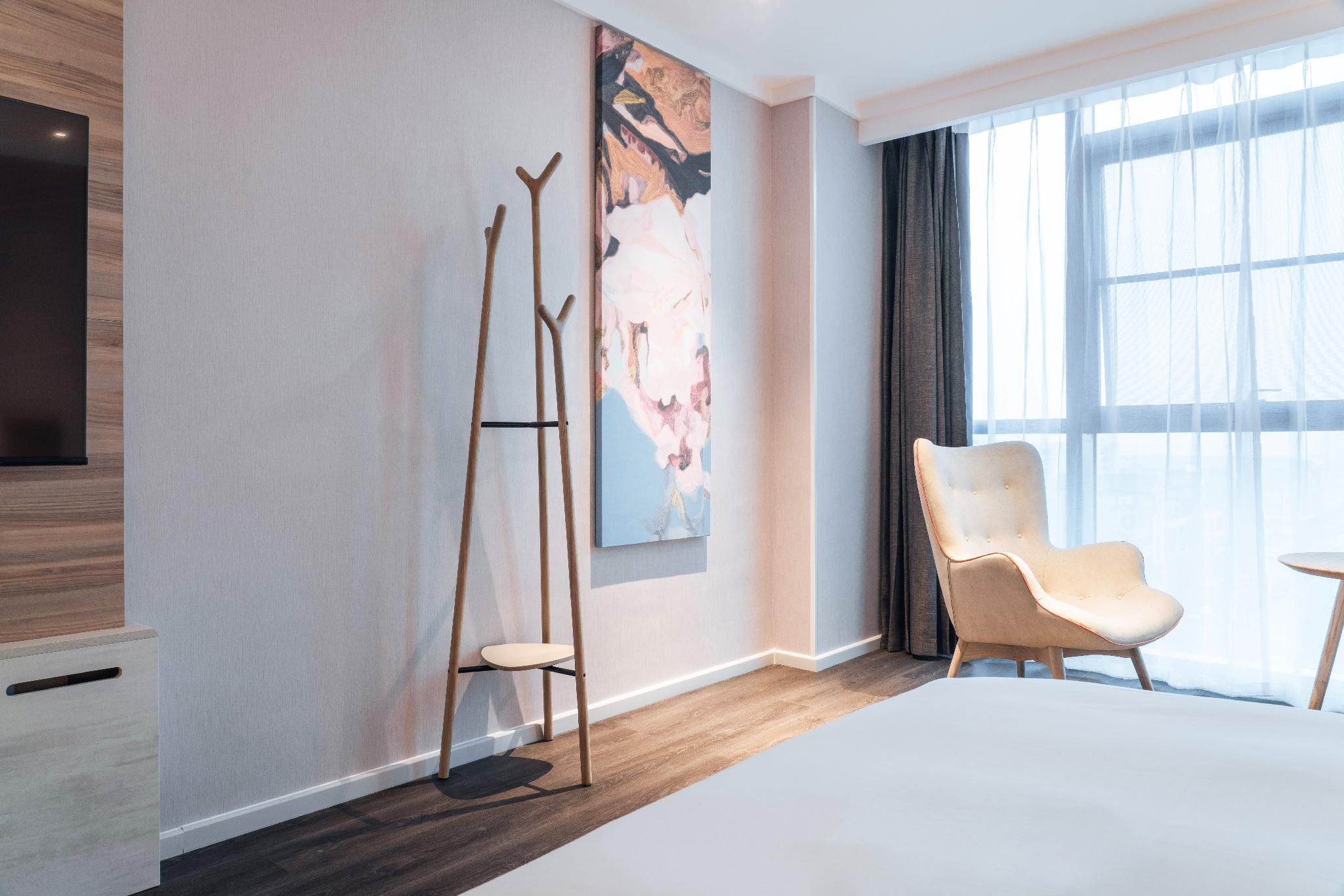 Huazhu - Superior BedRoom