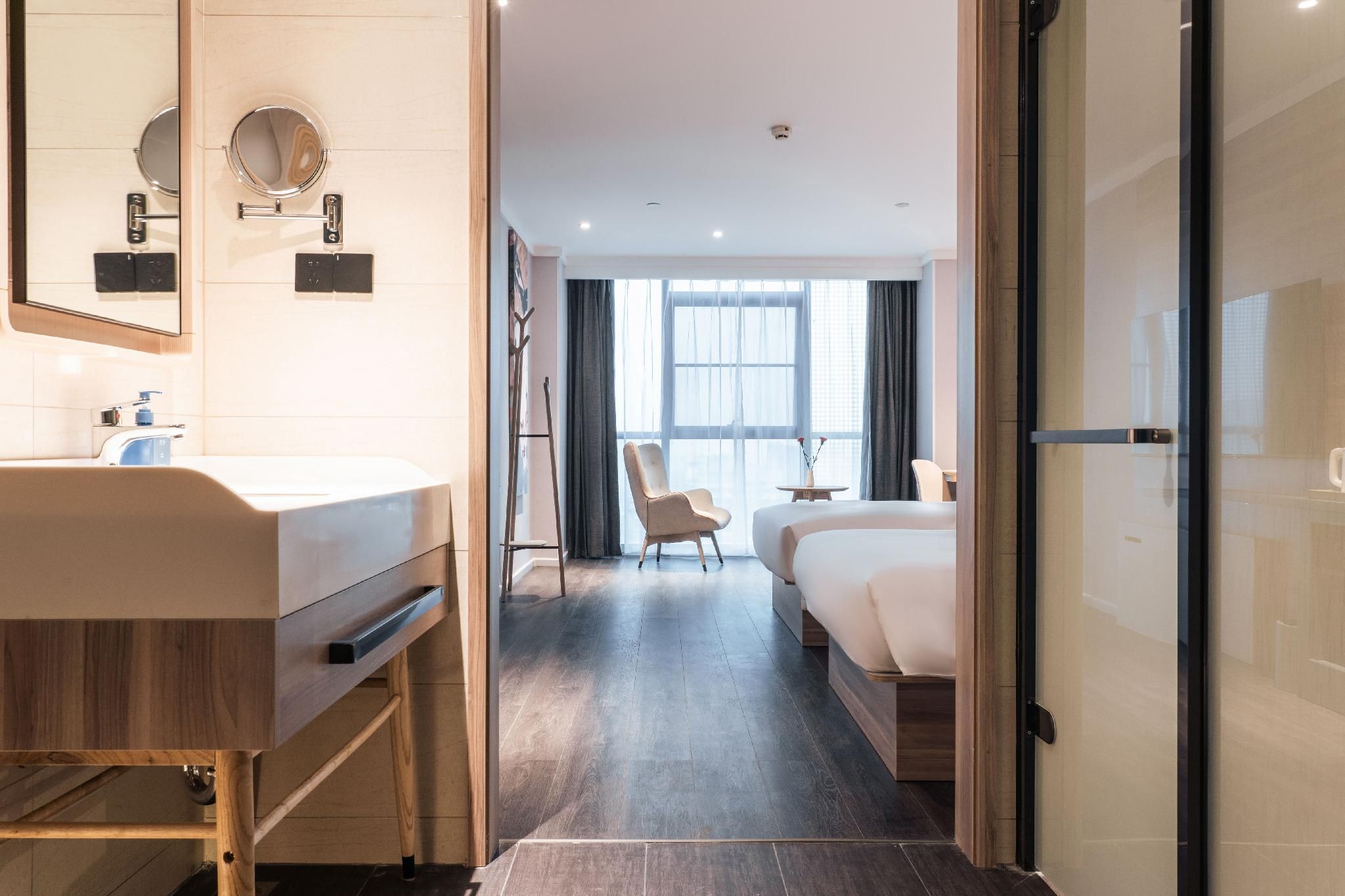 Twin Superior Room
