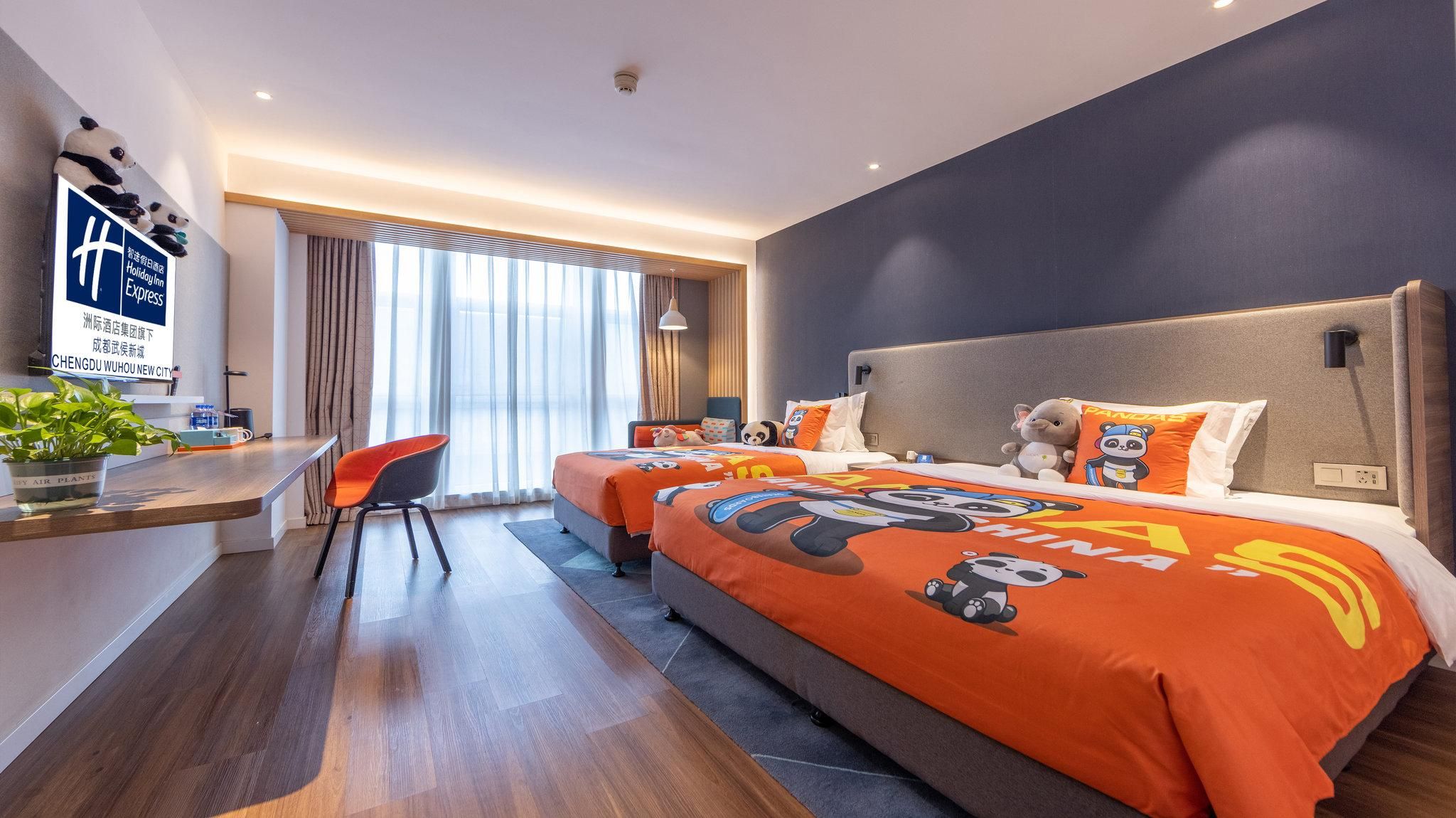 1 King 1 Single Standard