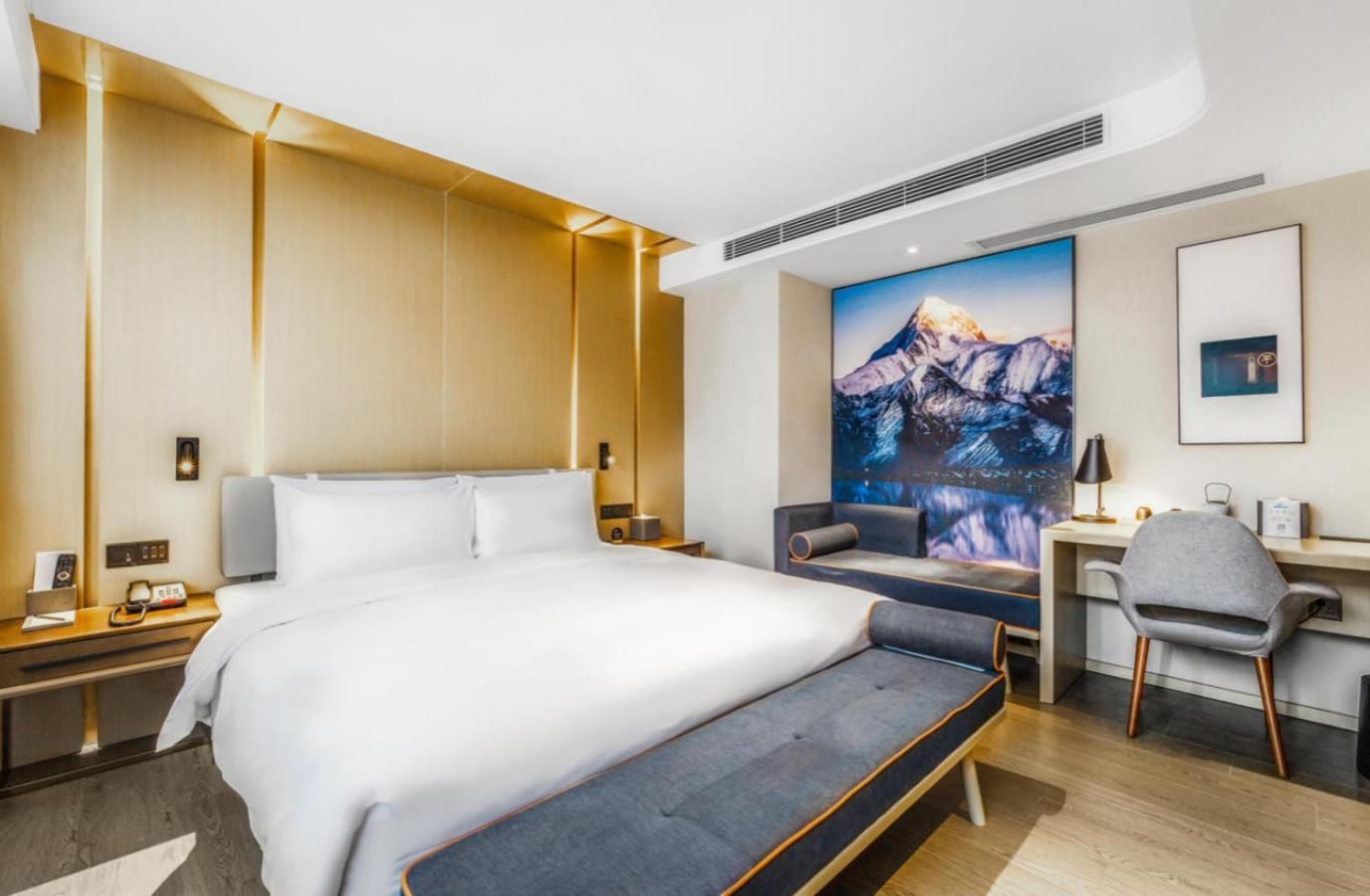 Large Double Room