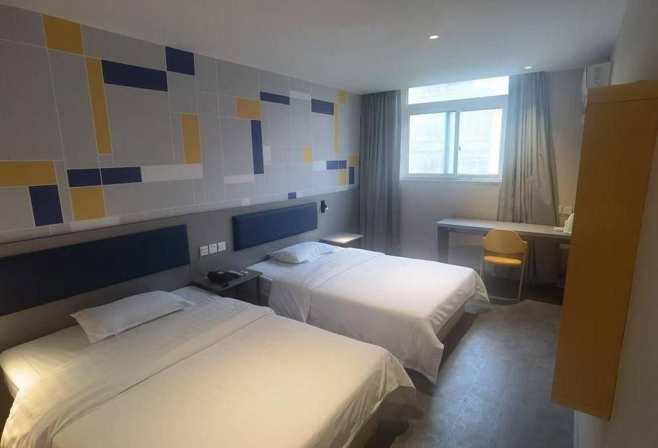 Traditional Twin Room