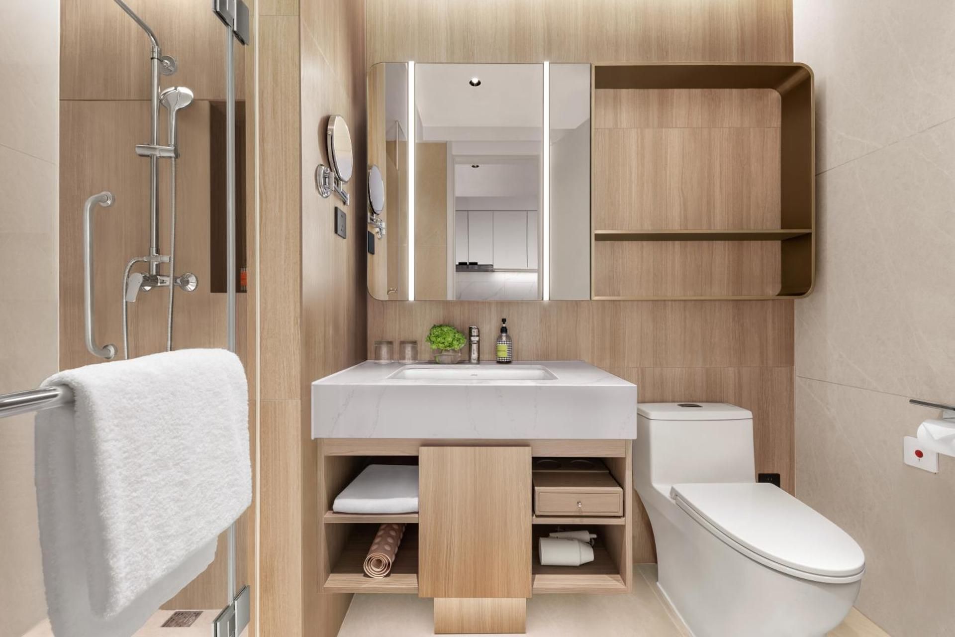 Double or Twin Room with Bathroom