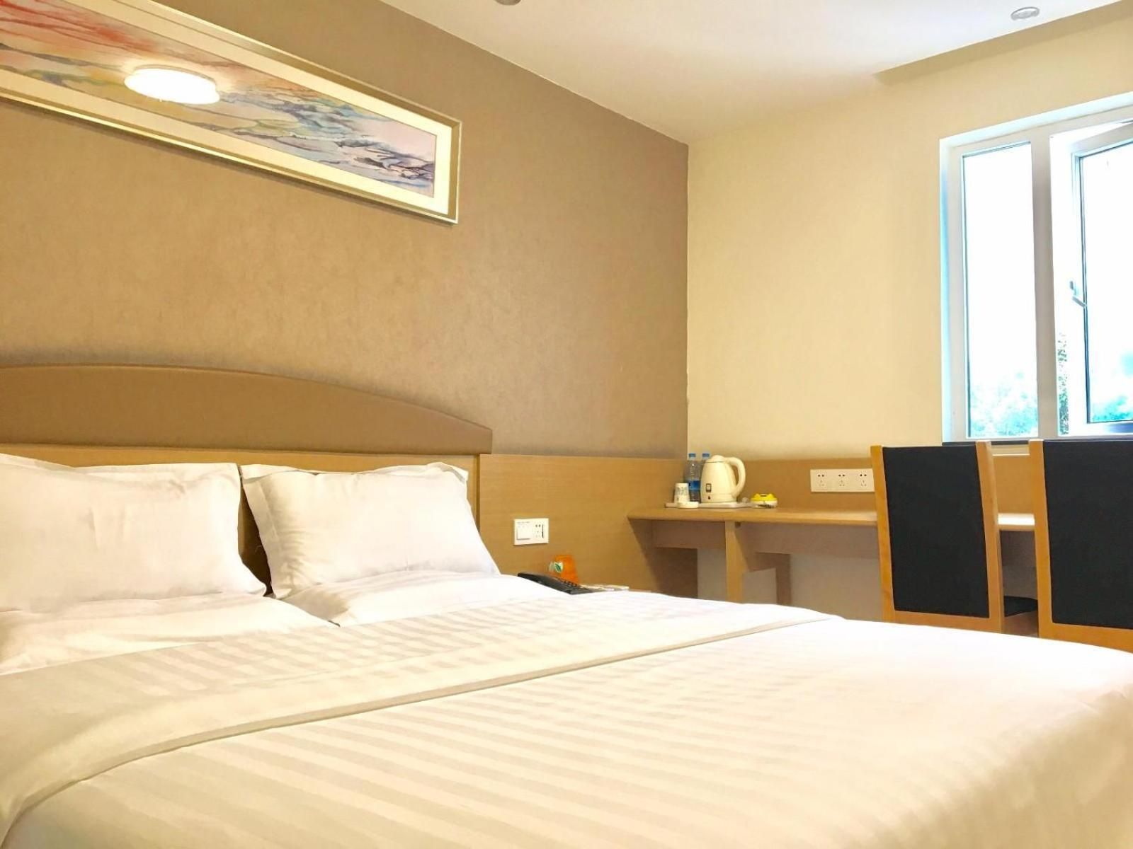 King size bed Room
