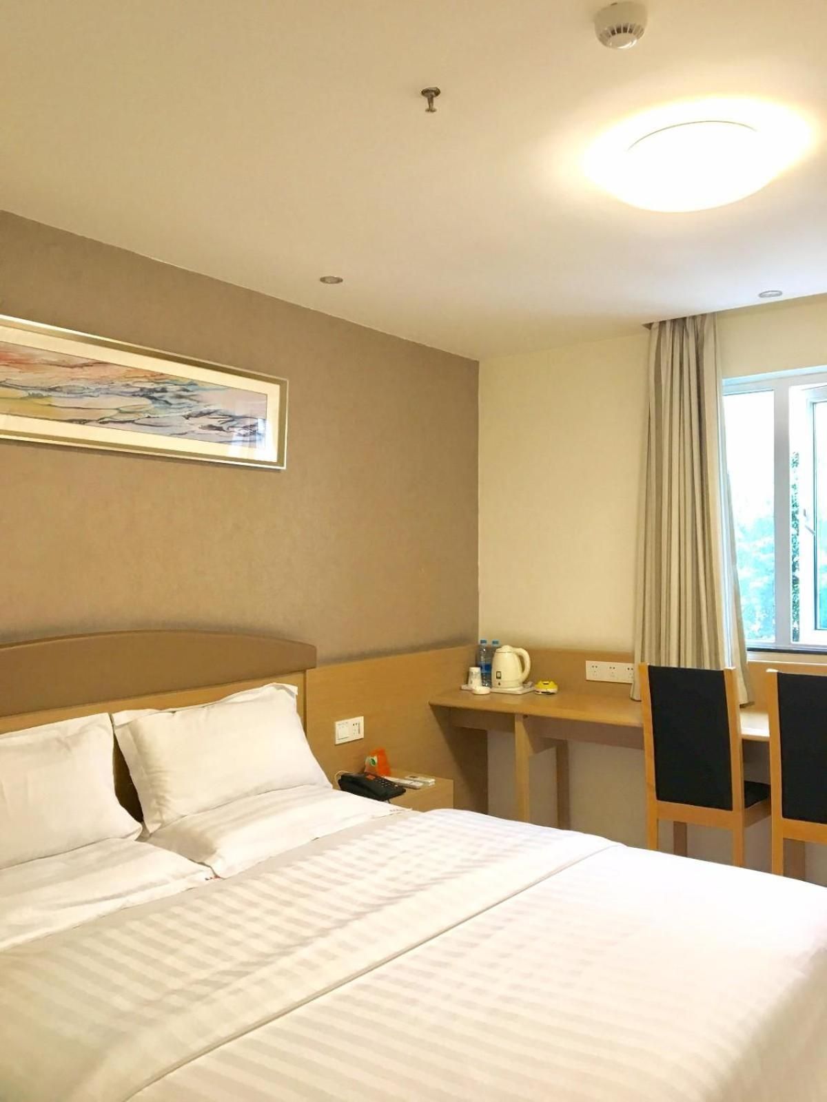 King size bed Room