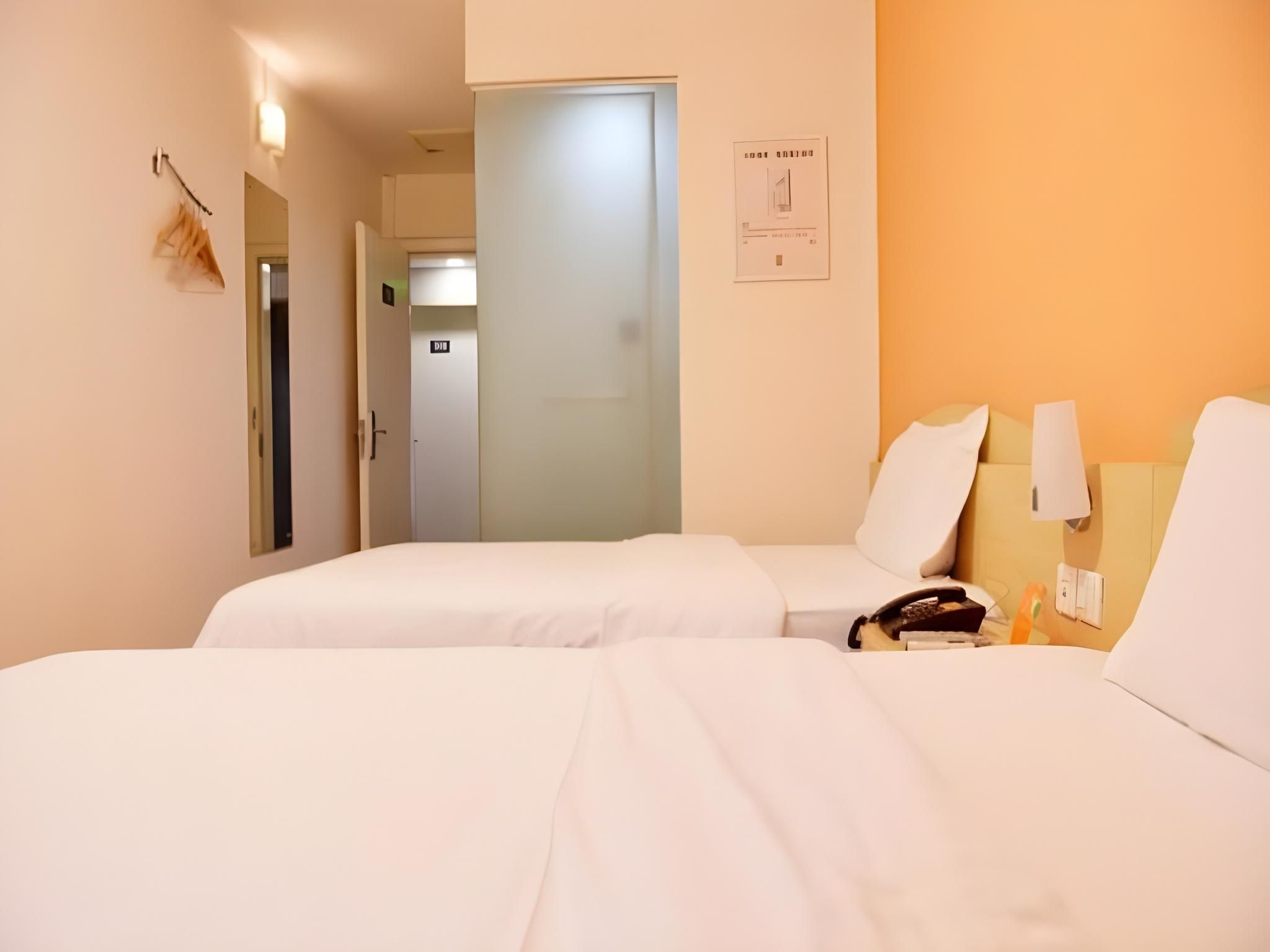 7 Days - Zizhu Twin Room