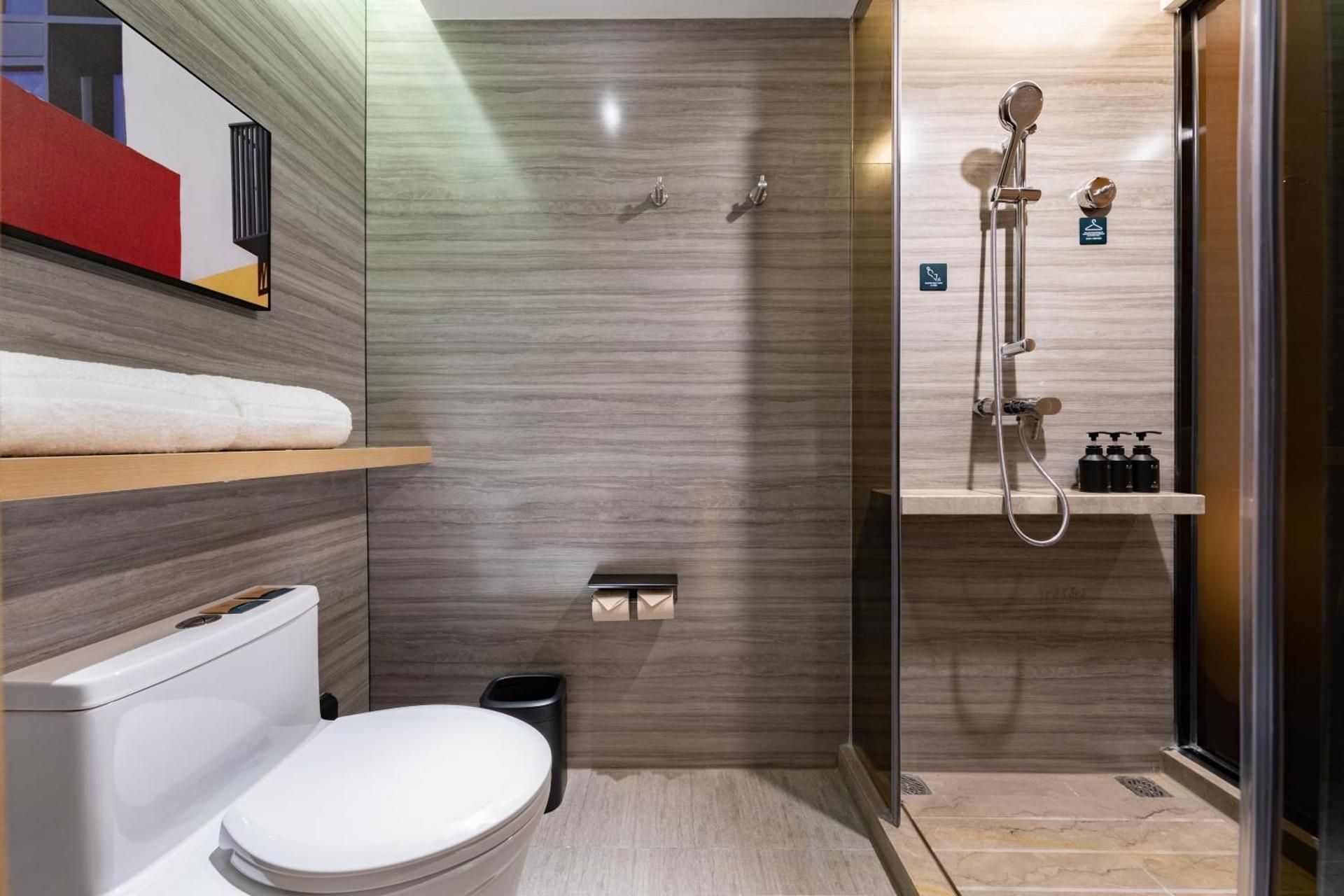 Executive room, Guest room, 1 Queen