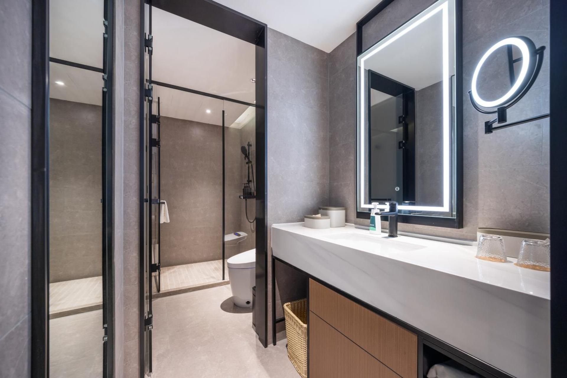 Premier Suite 