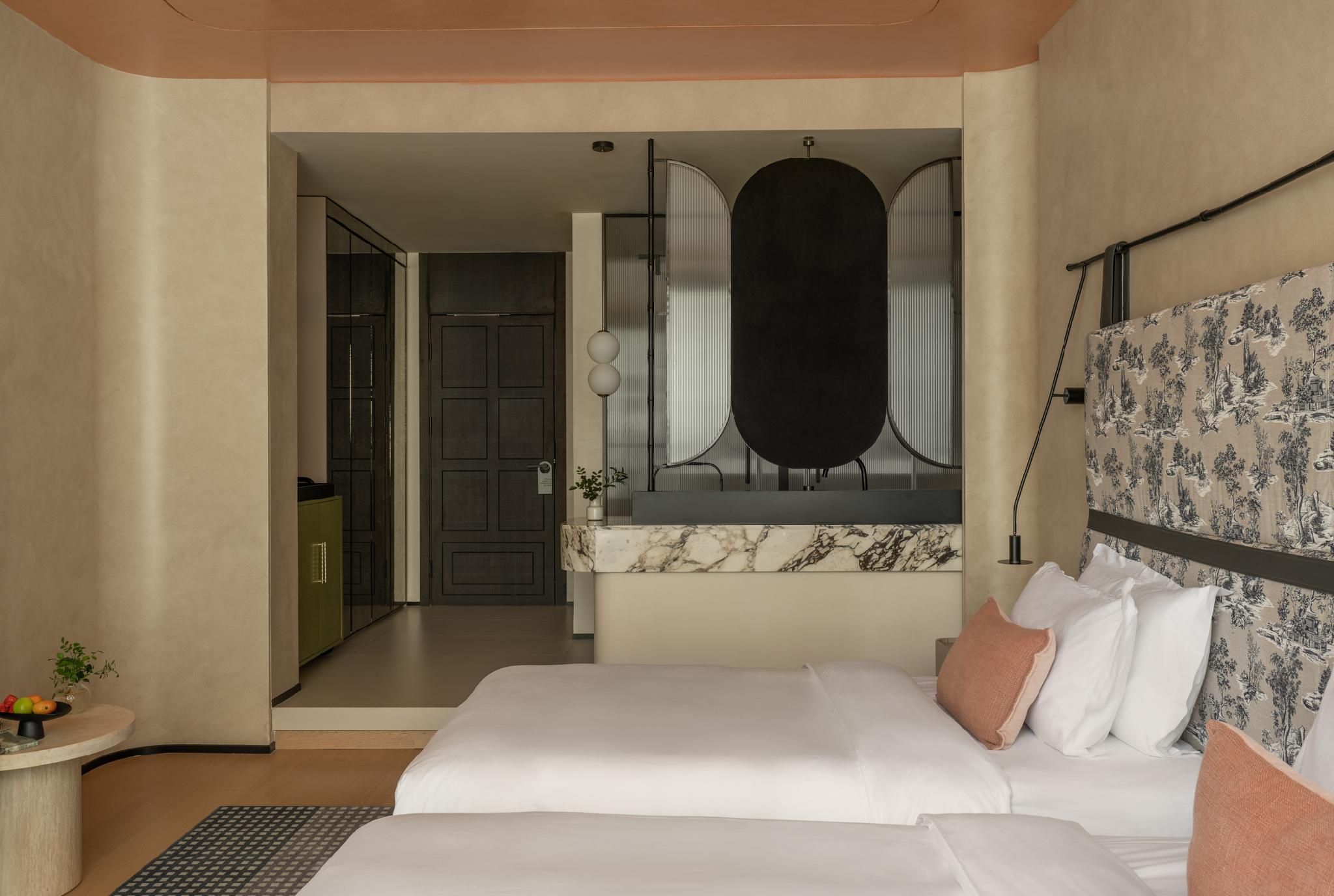 Deluxe Double or Twin