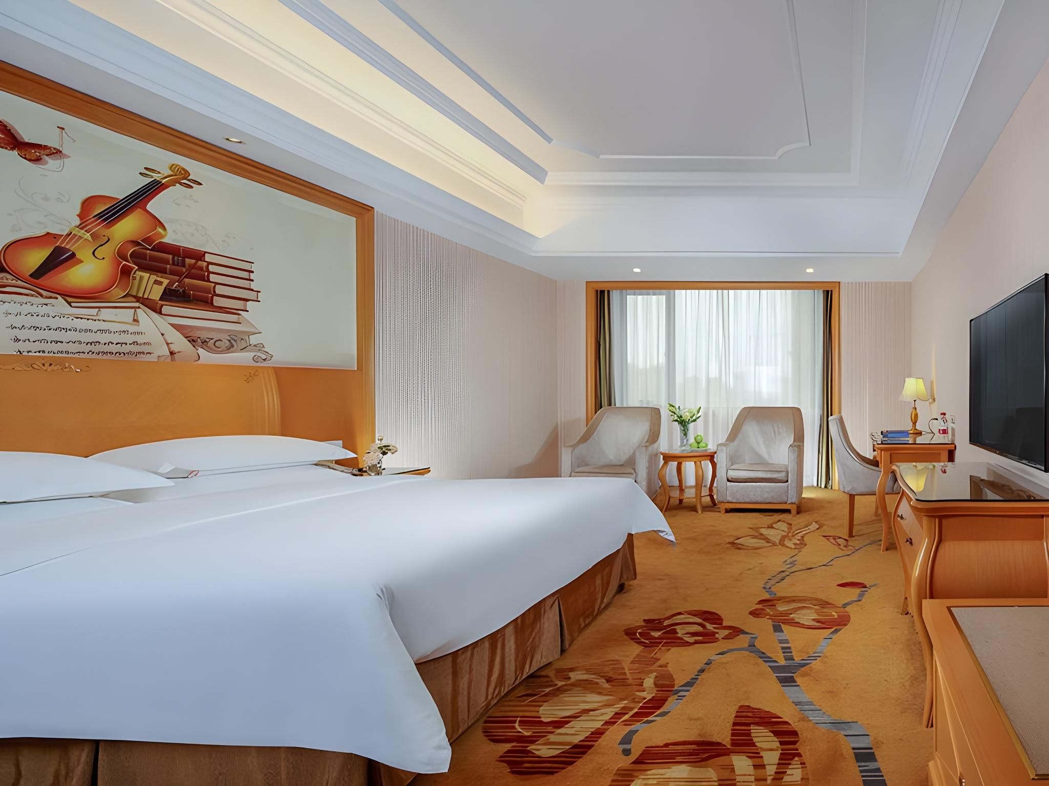 Vienna - Romance Themed Bed Room