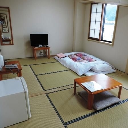 Japanese Style Room with 12 Tatami - Smoking