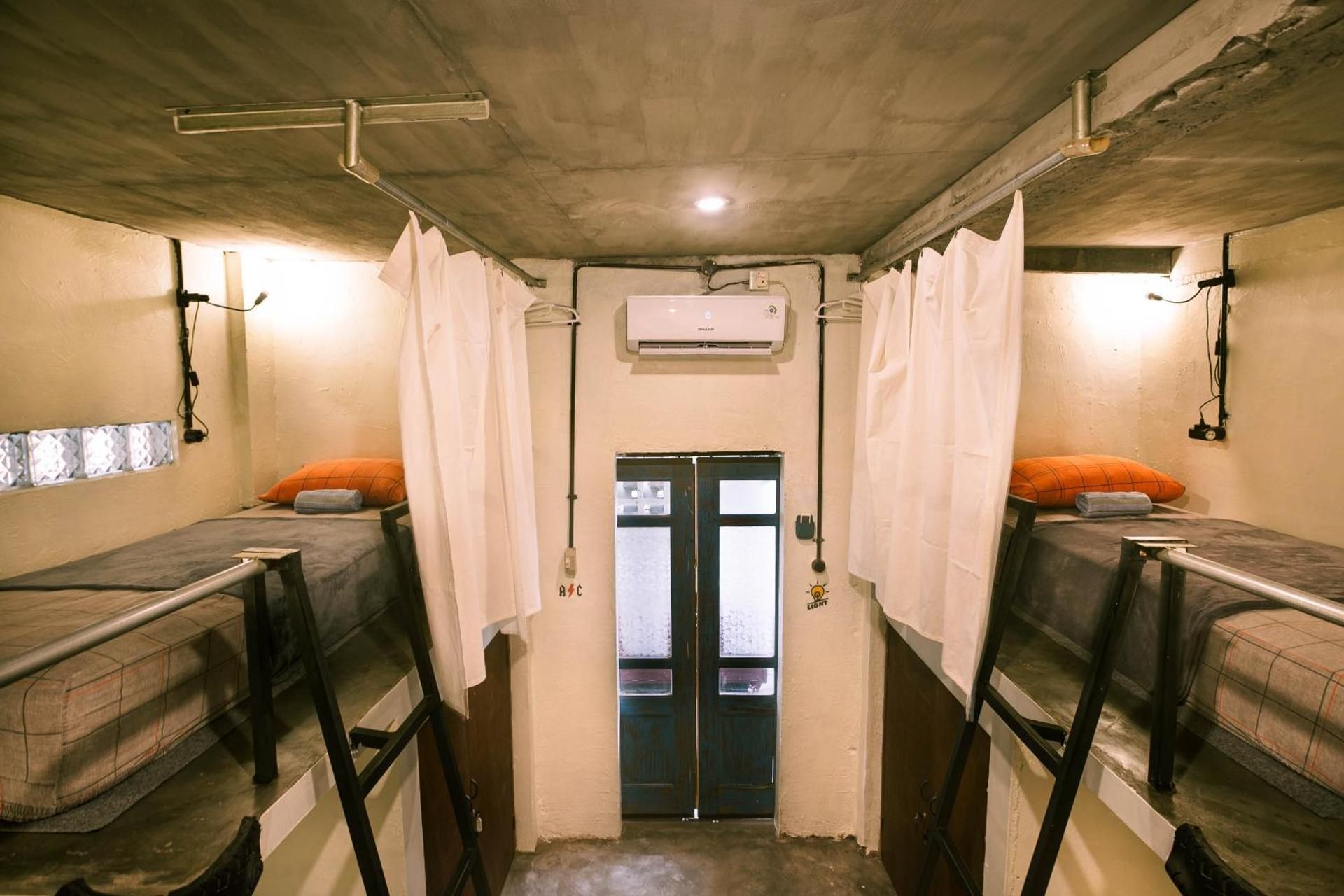 Twin Room with Shared Bathroom