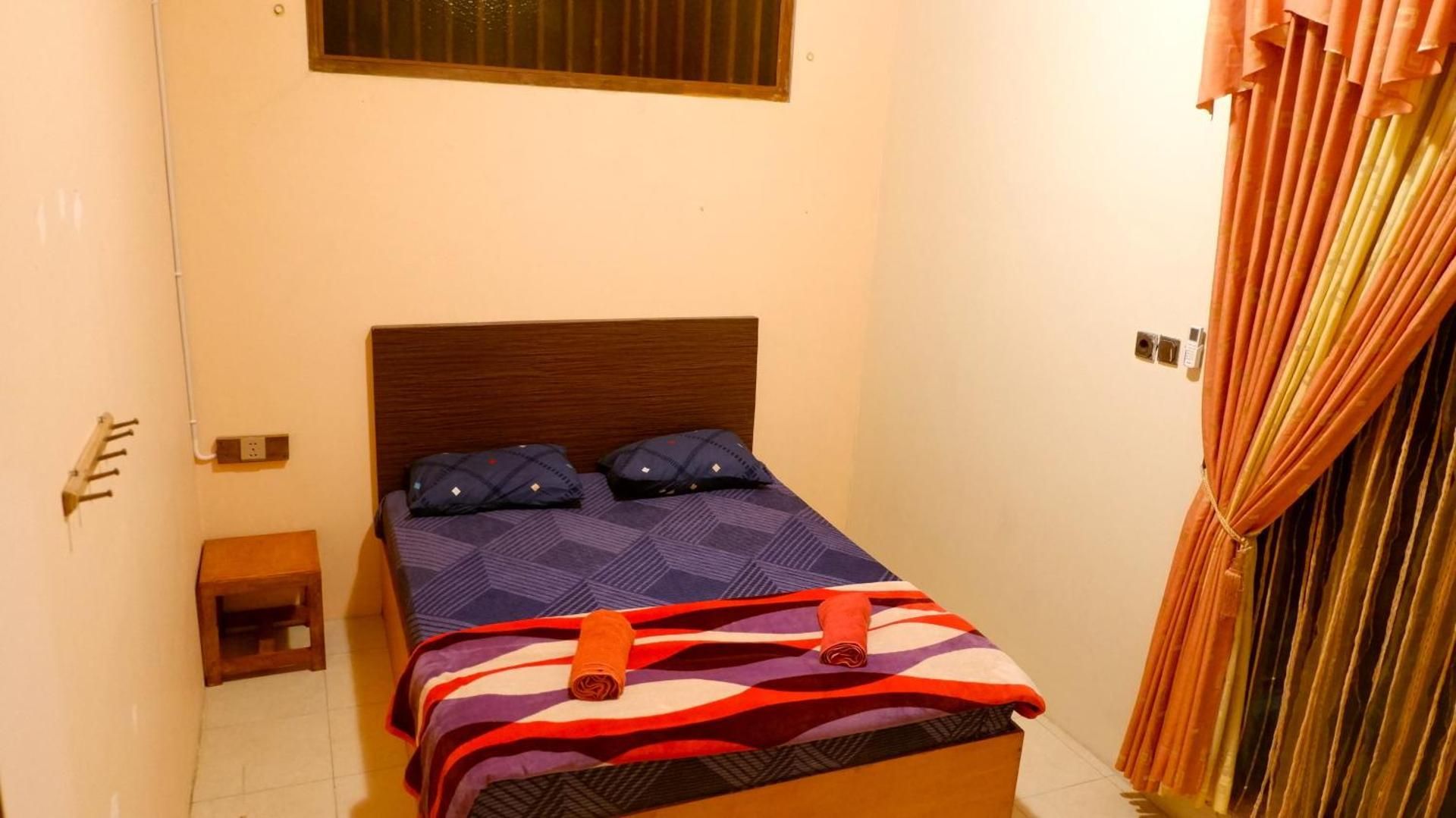 Double Room with Shared Toilet