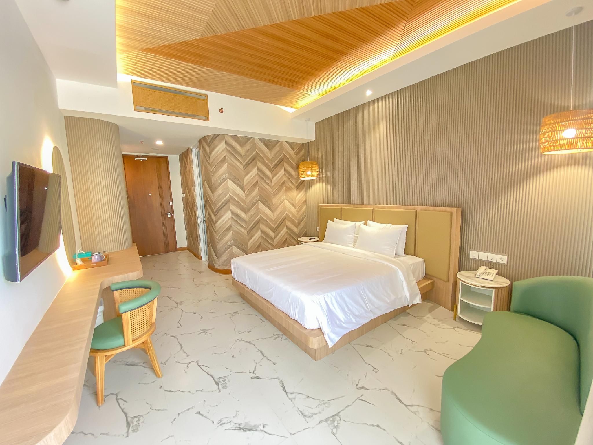 Deluxe King Romantic