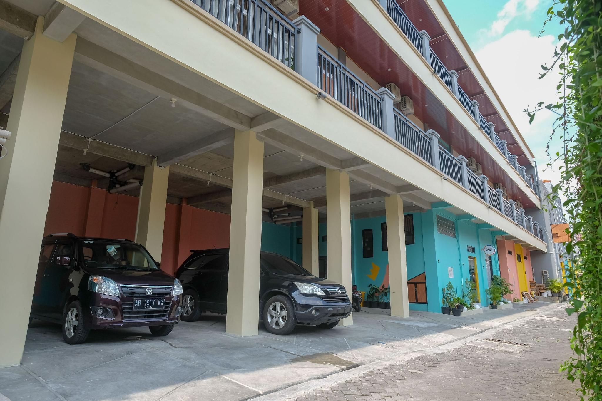 Sans Hotel Kumbang Yogyakarta by RedDoorz