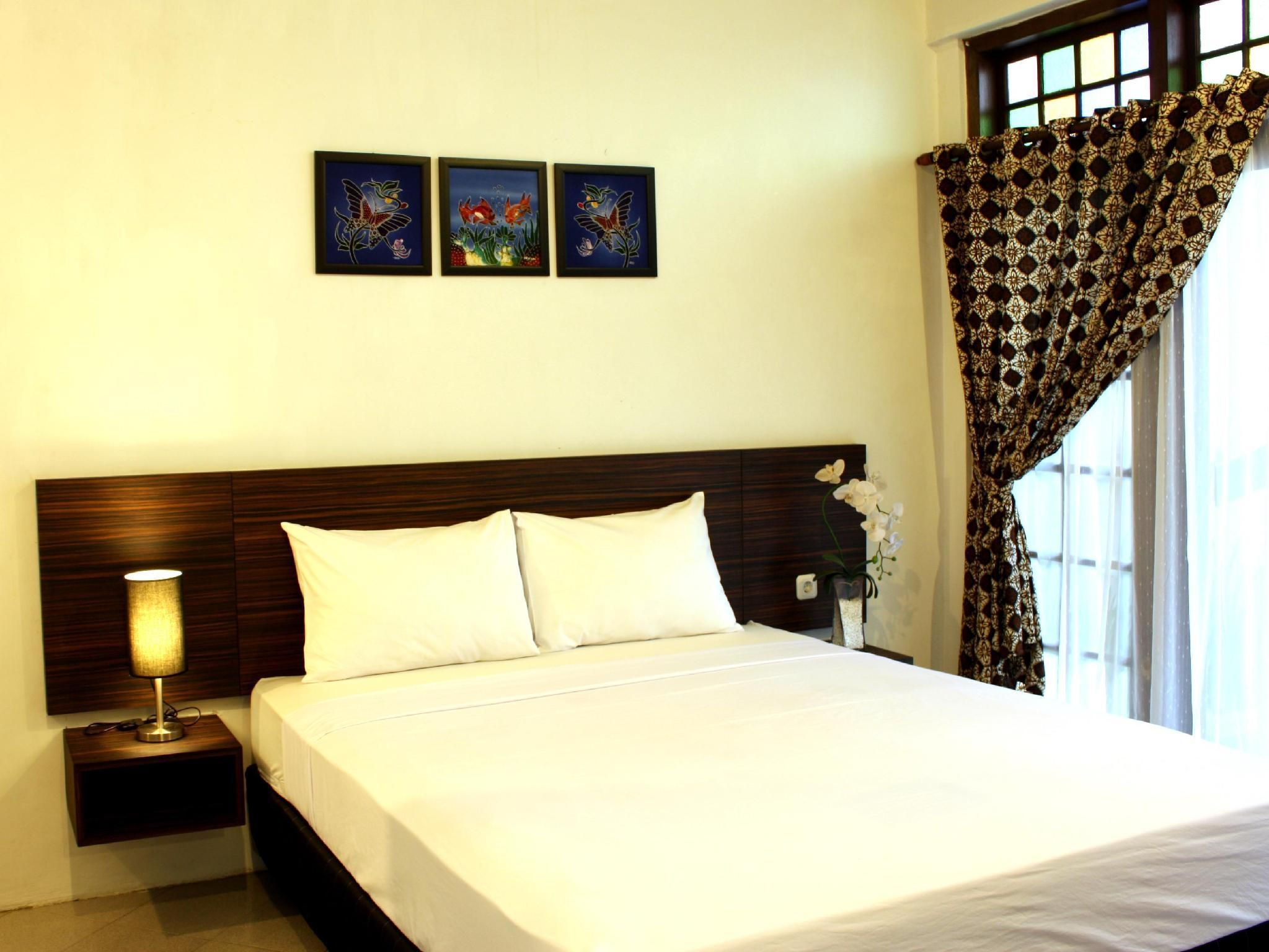 Deluxe Double or Twin Room