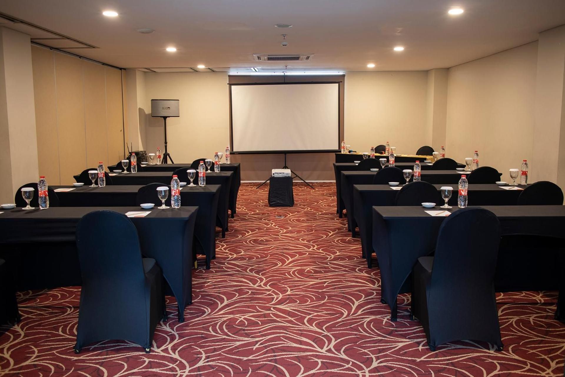 meeting room / ballrooms