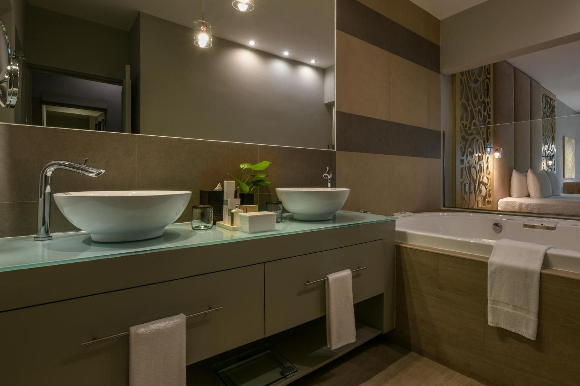 El Dorado Royale, Catamarán, Cenote, All & More Inclusive Adults Only Superior Suite 2