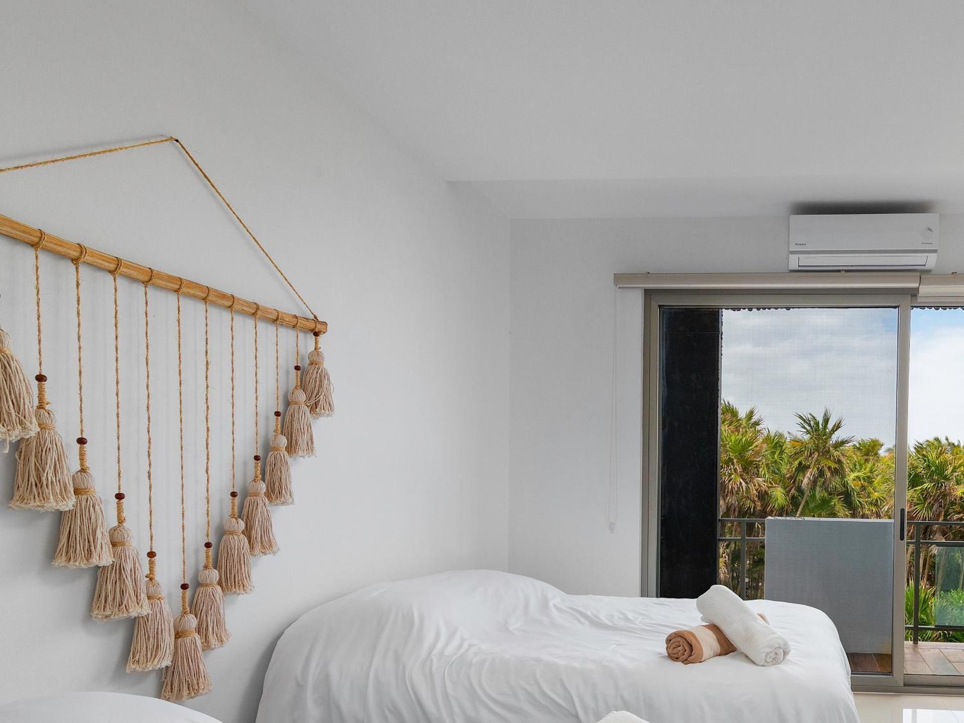 One-Bedroom Apartment with Garden