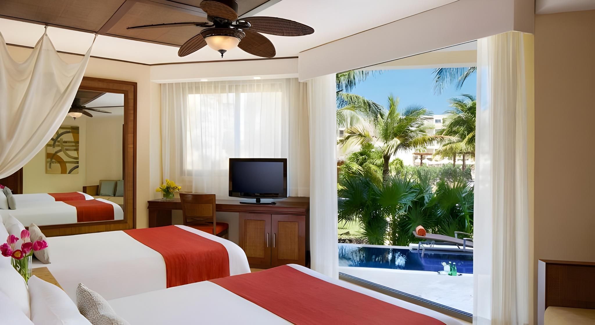 Premium Deluxe with Plunge Pool Double Beds - All Inclusive