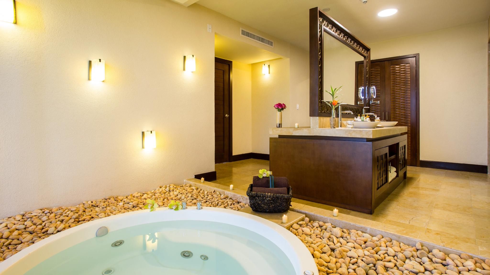 Preferred Club Ocean Front Presidential Suite