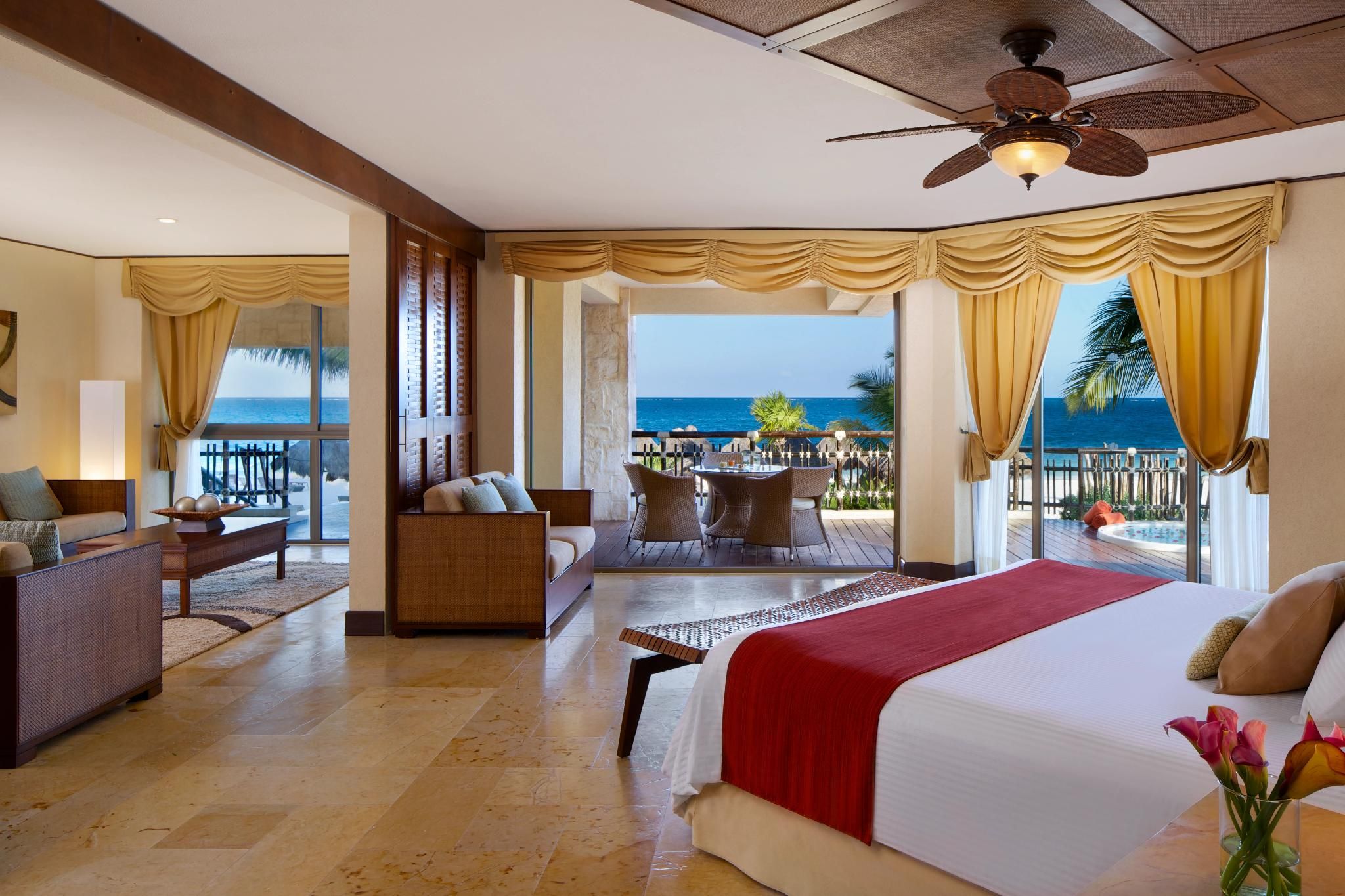 Preferred Club Ocean Front Governor Suite All Inclusive
