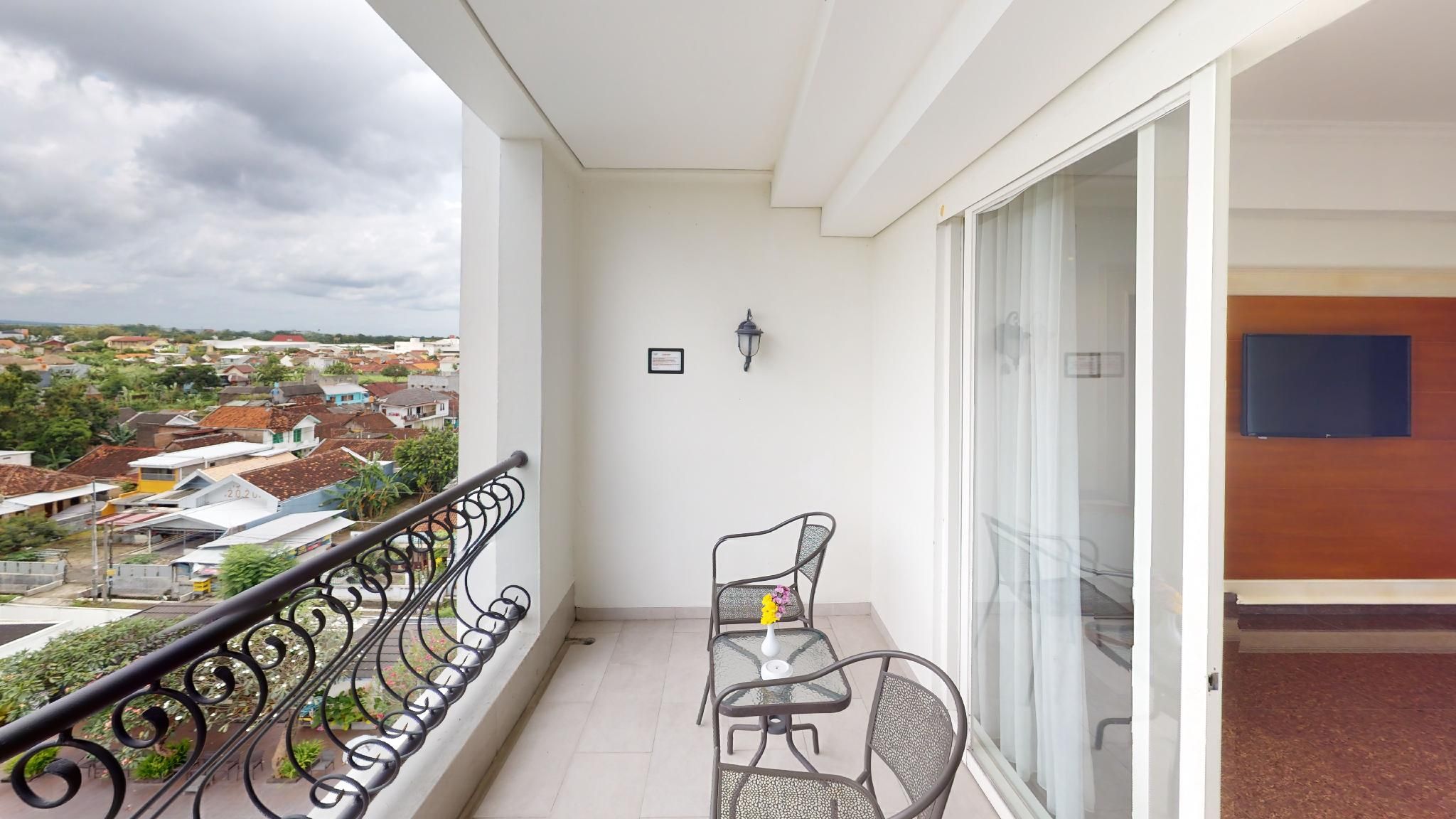 Deluxe Double with Balcony