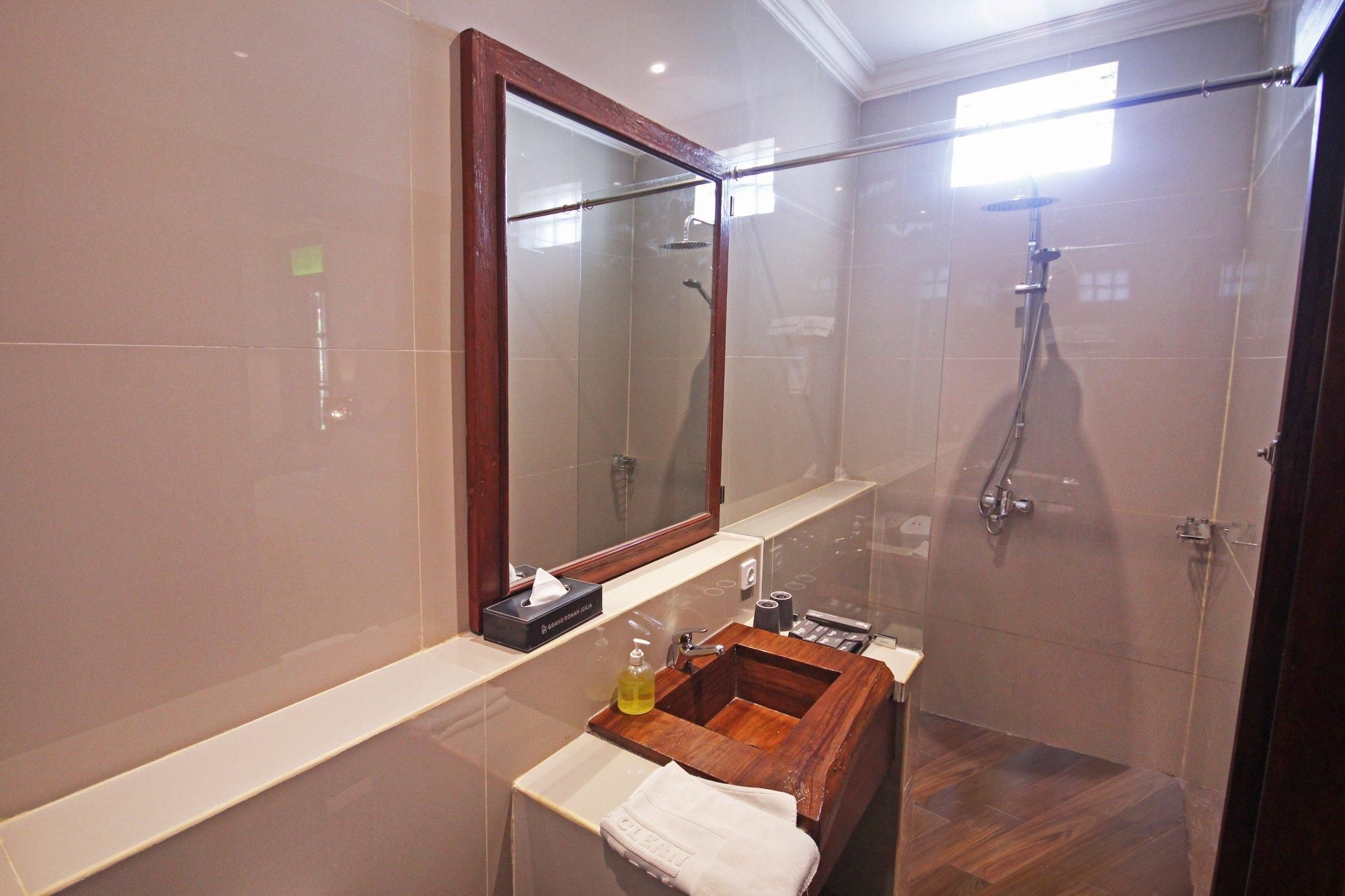Pendopo Suite