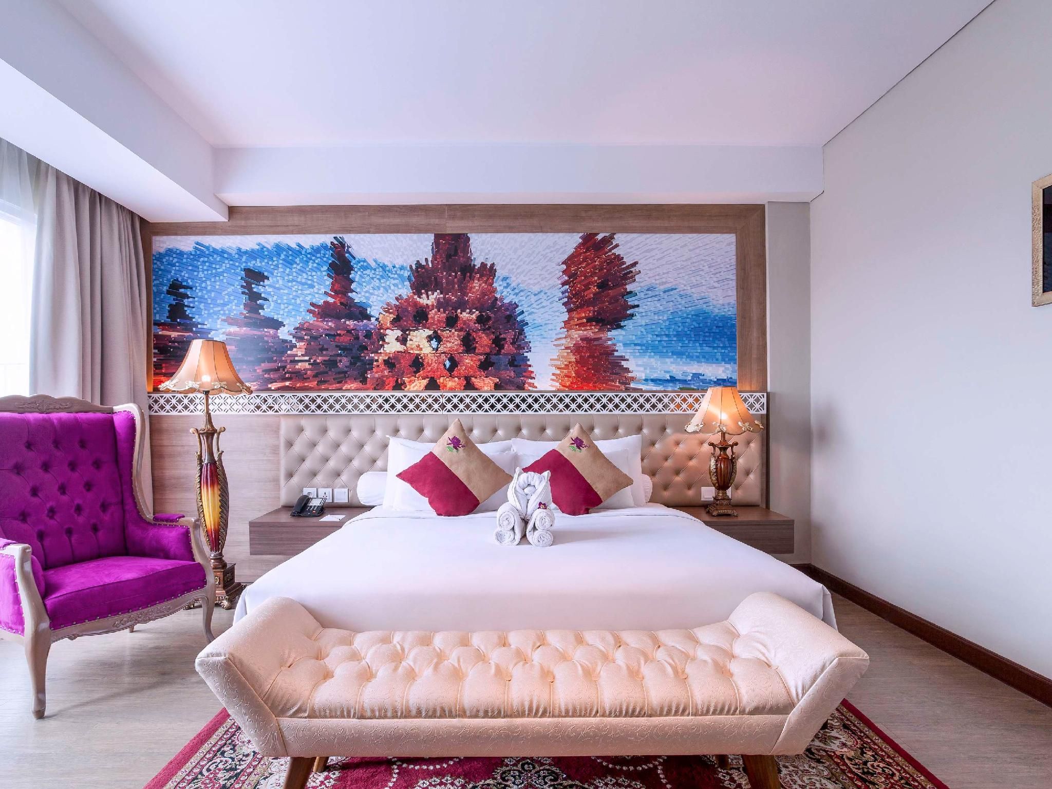 Premium Deluxe King Bed
