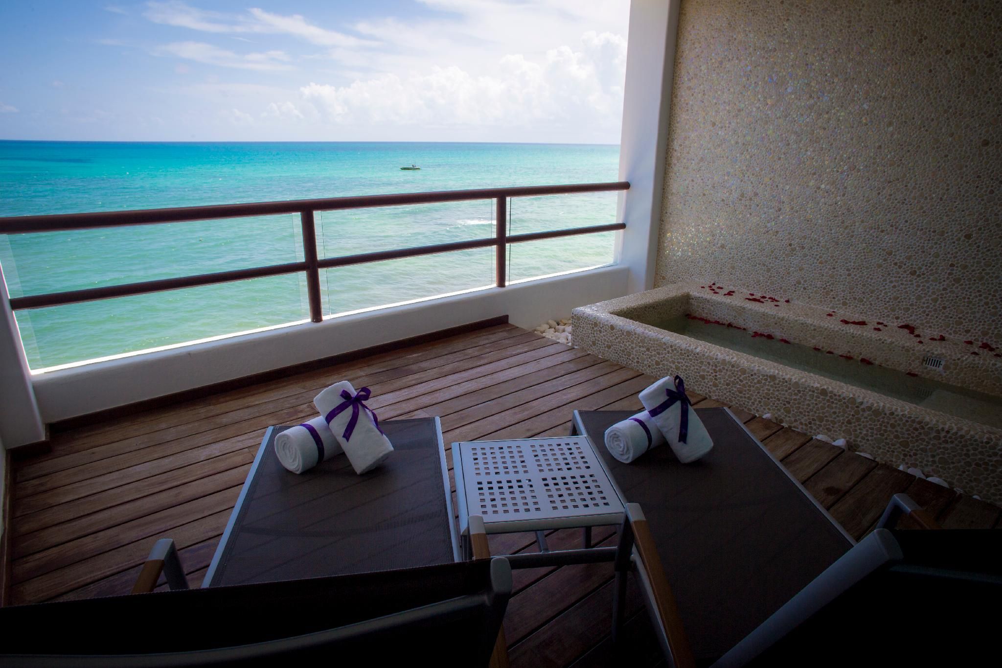 Ocean Front Room
