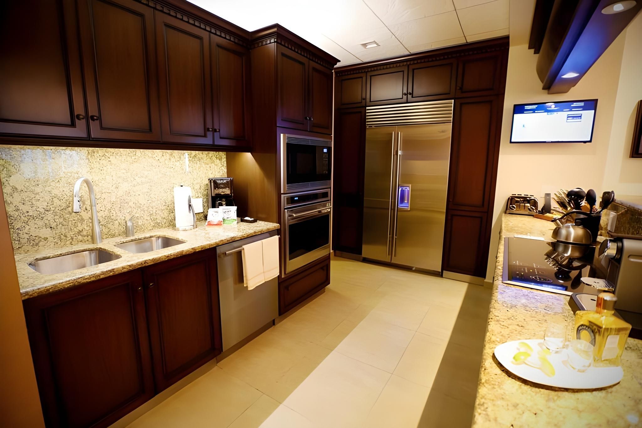 Junior Suite with 2 double beds, Non-Smoking